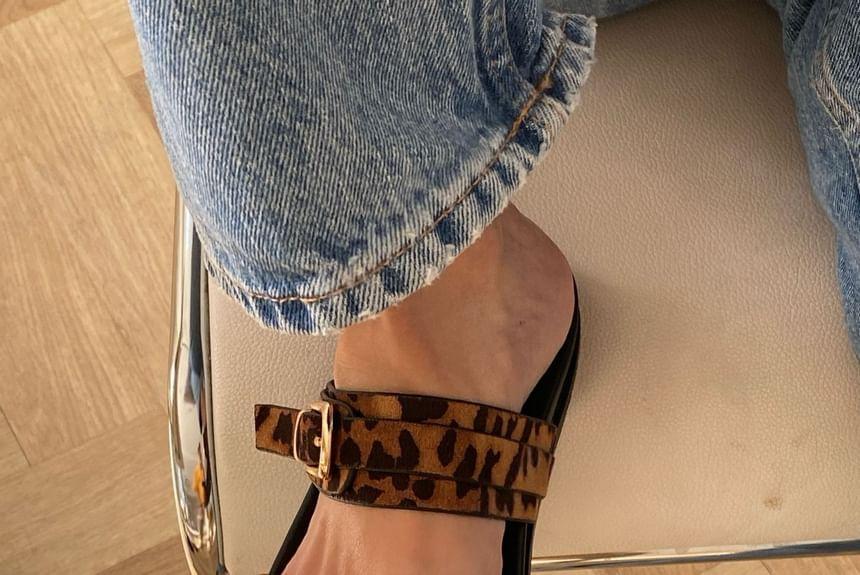 Plain / Leopard Buckle Strap Slide Sandals Product Image