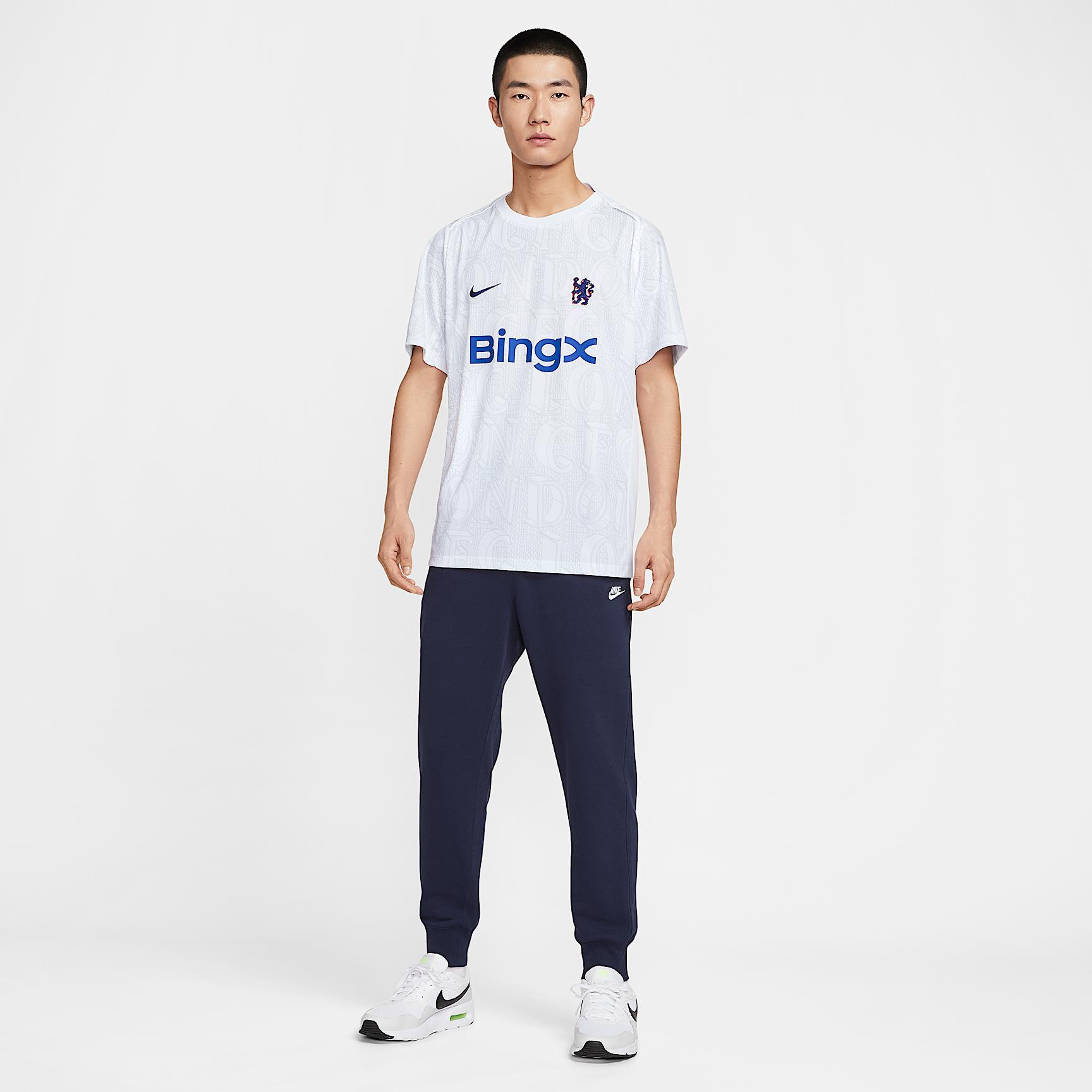 Chelsea FC Academy Pro Men's Nike Dri-FIT Soccer Pre-Match Top Product Image