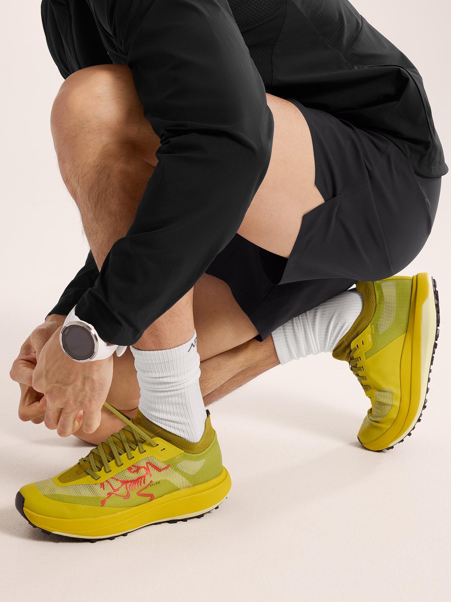 Synthetic Ultralightweight Mid Sock Product Image