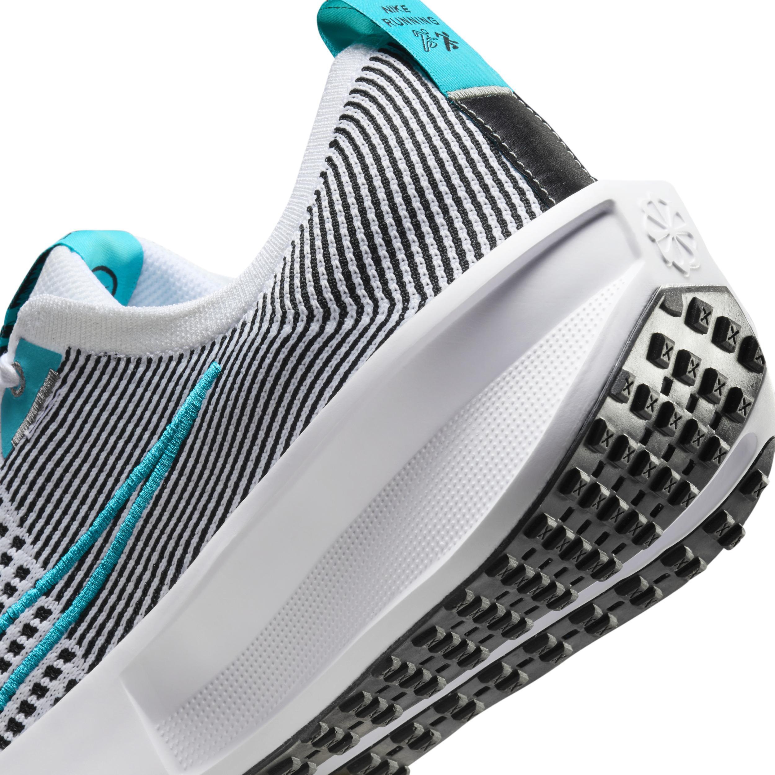 Nike Men's Interact Run Road Running Shoes Product Image