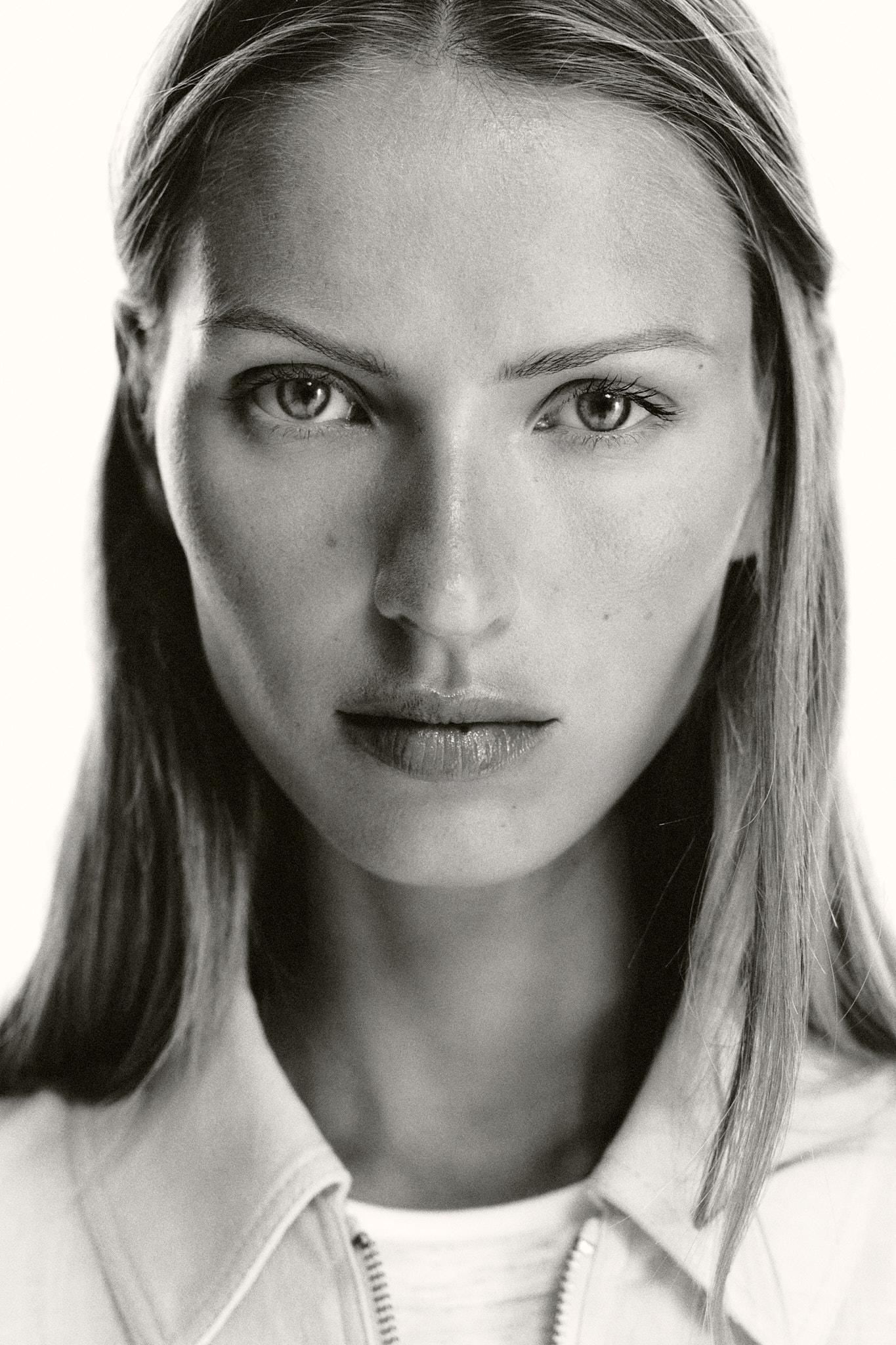 LINEN SAFARI JACKET Product Image