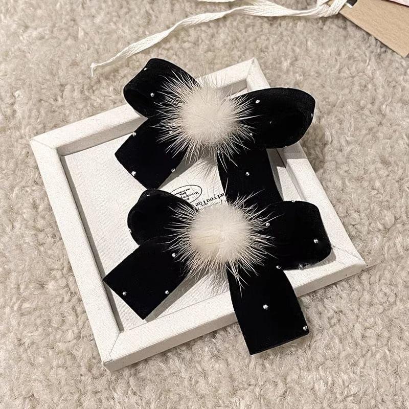 Velvet Bow Hair Clip Product Image