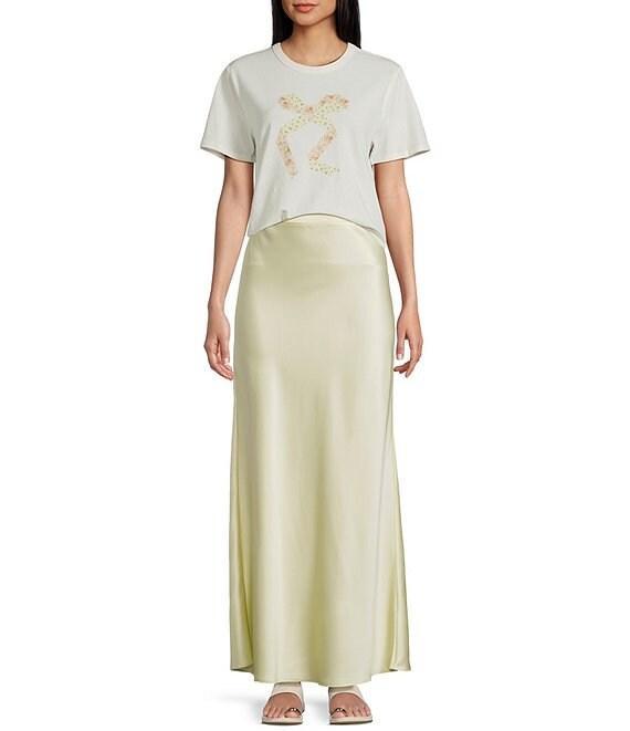 Things Between Short Sleeve Bow T-Shirt Product Image