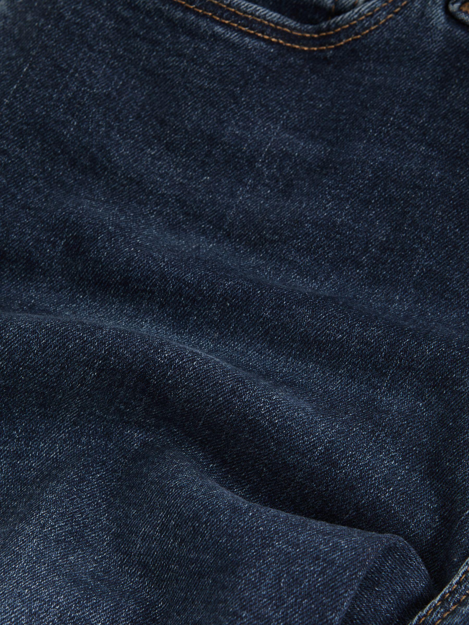 Good American Skinny Jeans in Dark Blue Product Image