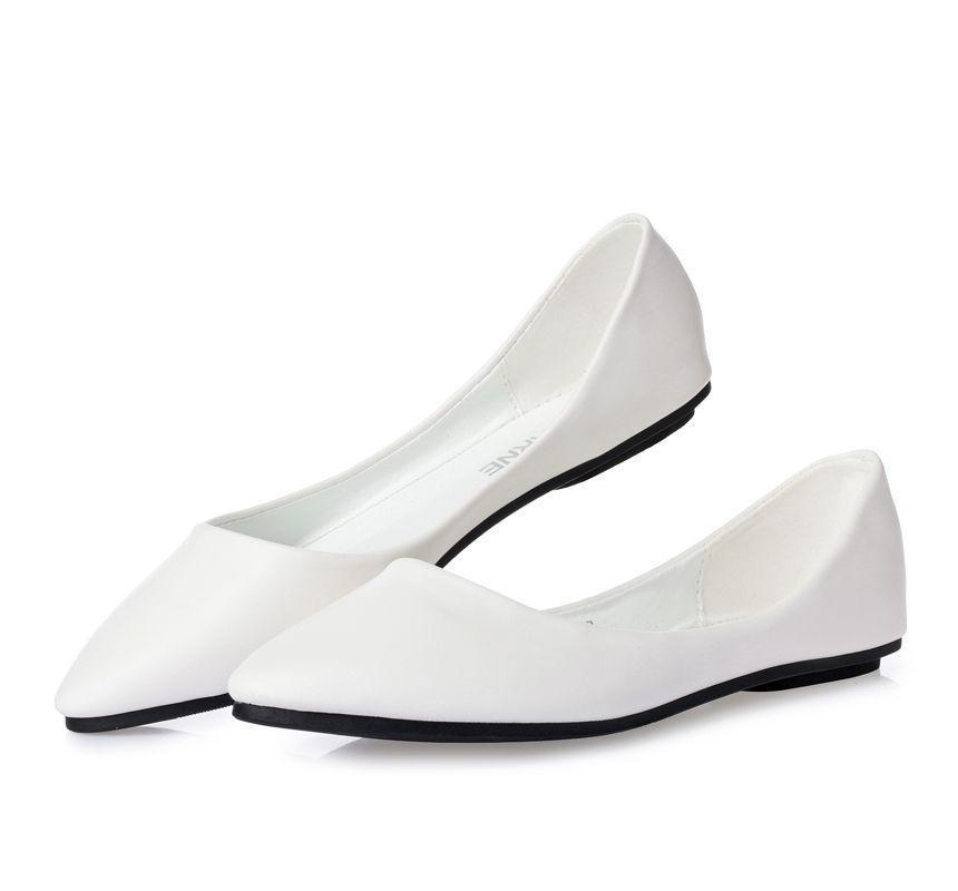 Pointy-Toe Plain Flats Product Image