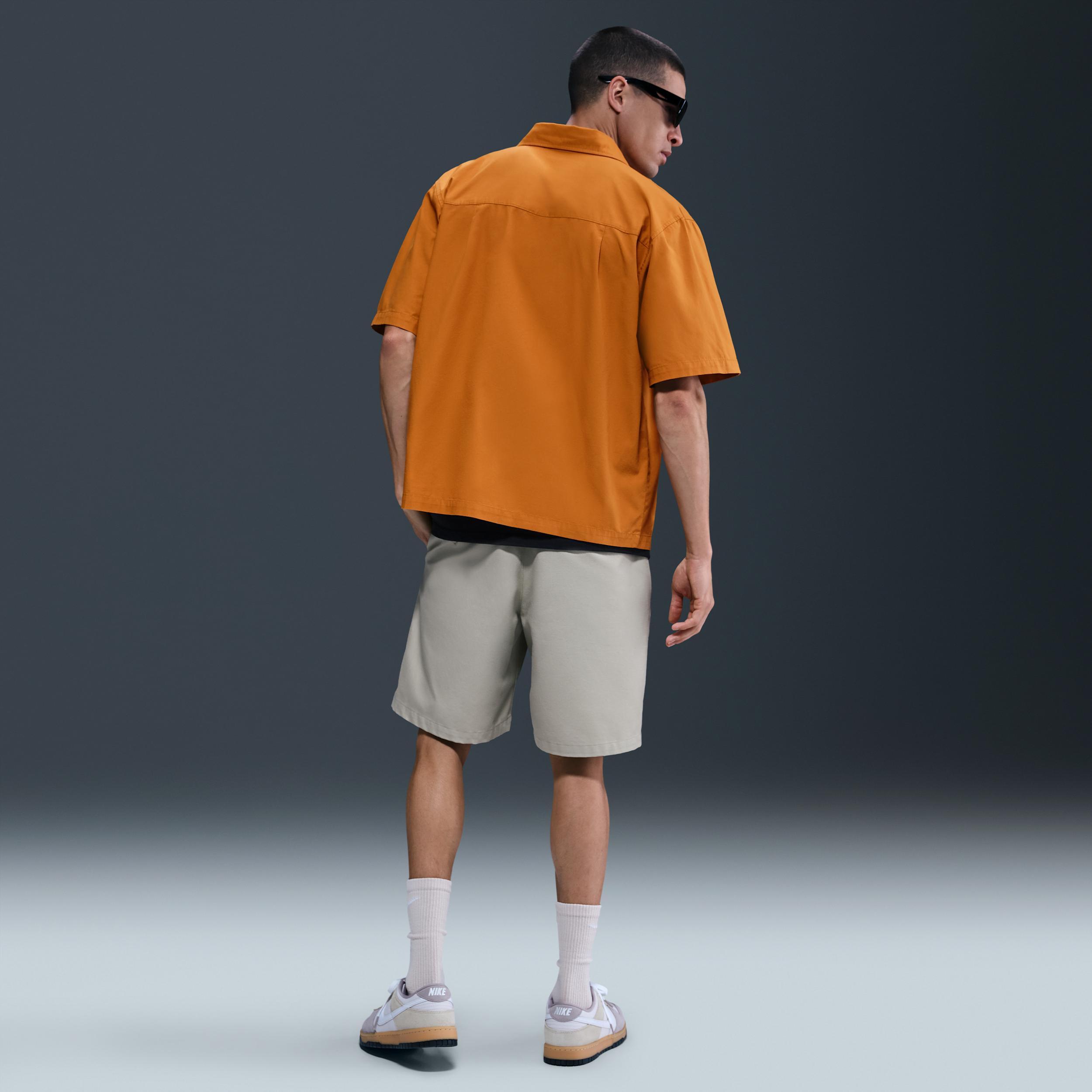 Nike Mens Club Short-Sleeve Button-Down Shirt | HJ2029-815 Product Image