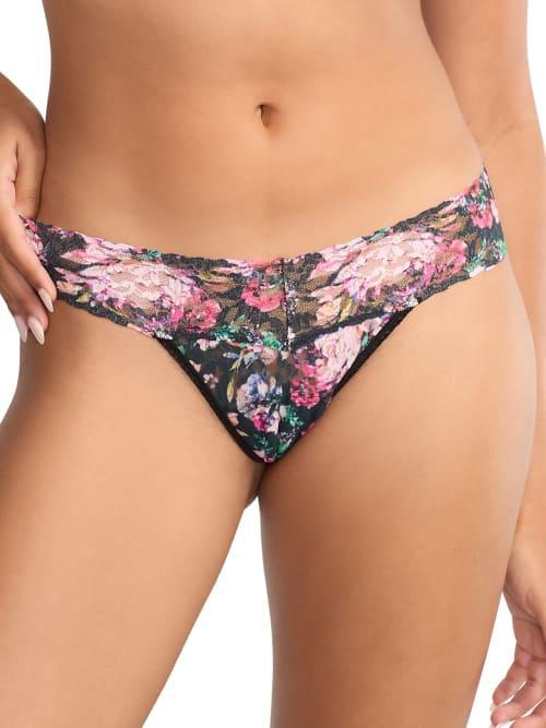 Signature Lace Low Rise Printed Thong Product Image