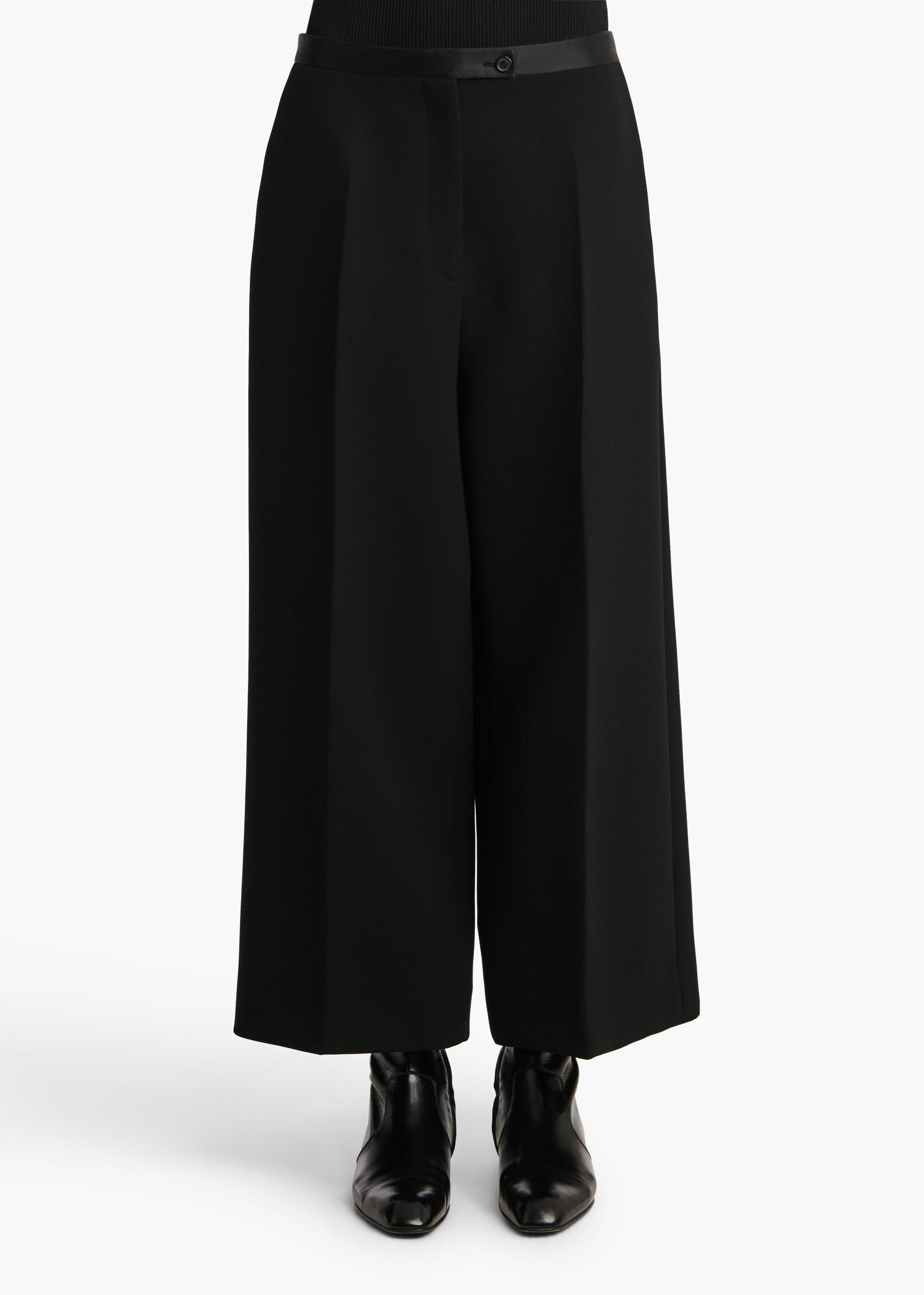 Marcus Pant in Black Product Image