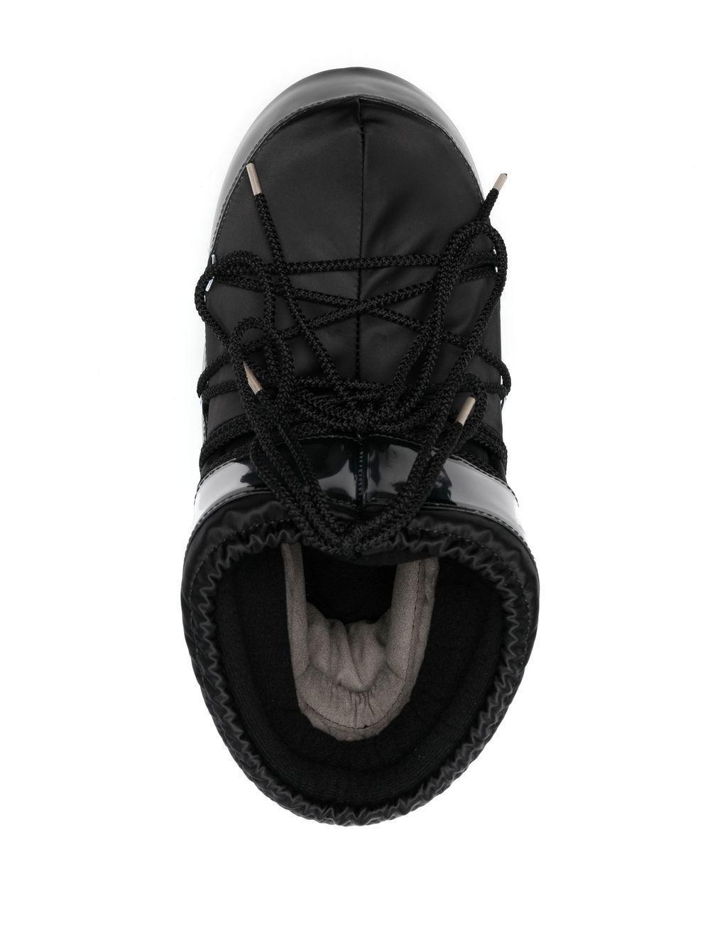 chunky lace-up boots Product Image