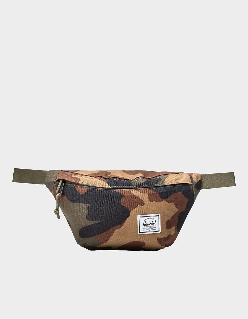 HERSCHEL SUPPLY CO. Classic™ Hip Pack - BLACK Product Image