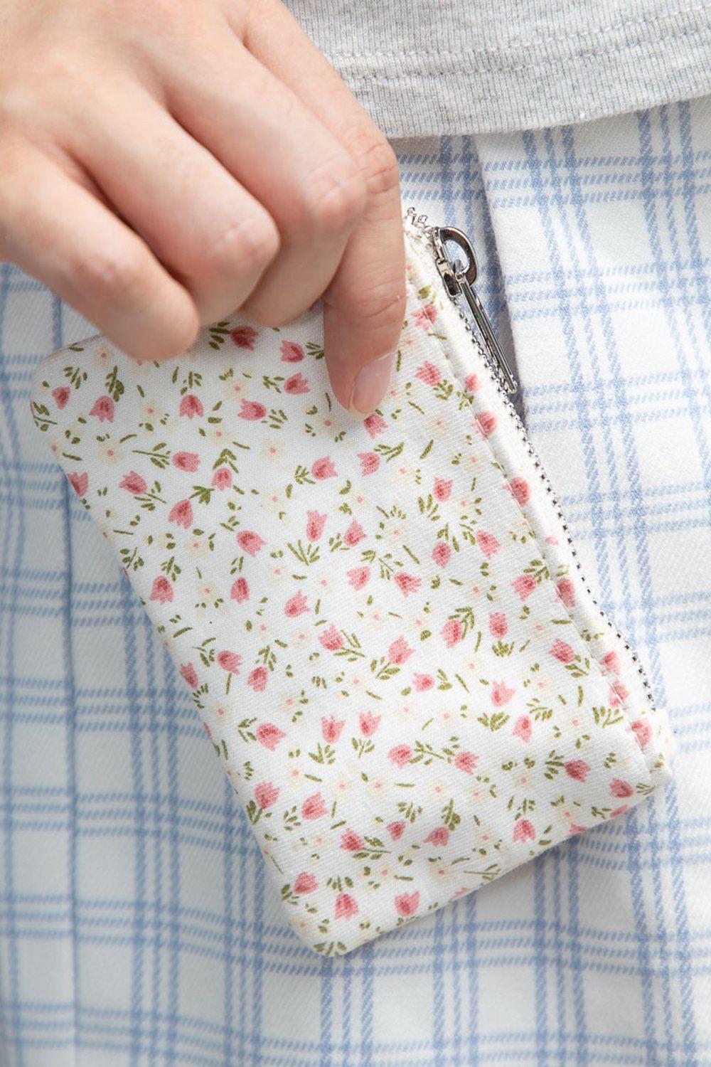 Floral Coin Purse Product Image