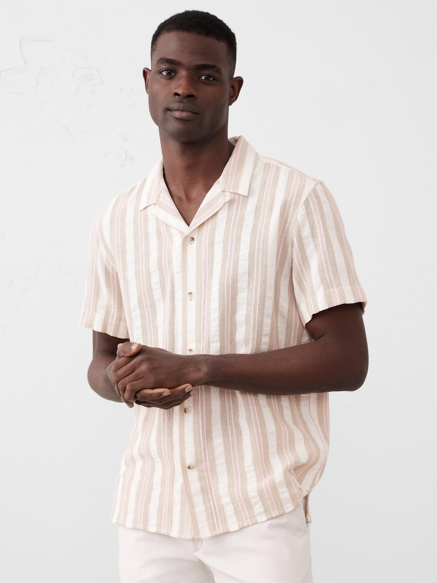 Standard Fit Textured Resort Shirt Product Image