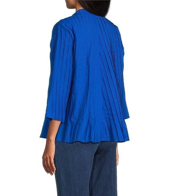 John Mark Pleated Solid Color Wire Collar 3/4 Sleeve Button Front Shirt Product Image