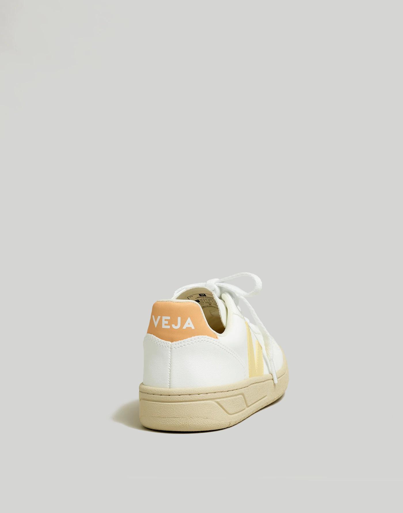 Veja™ V-10 Sneakers in Colorblock Product Image