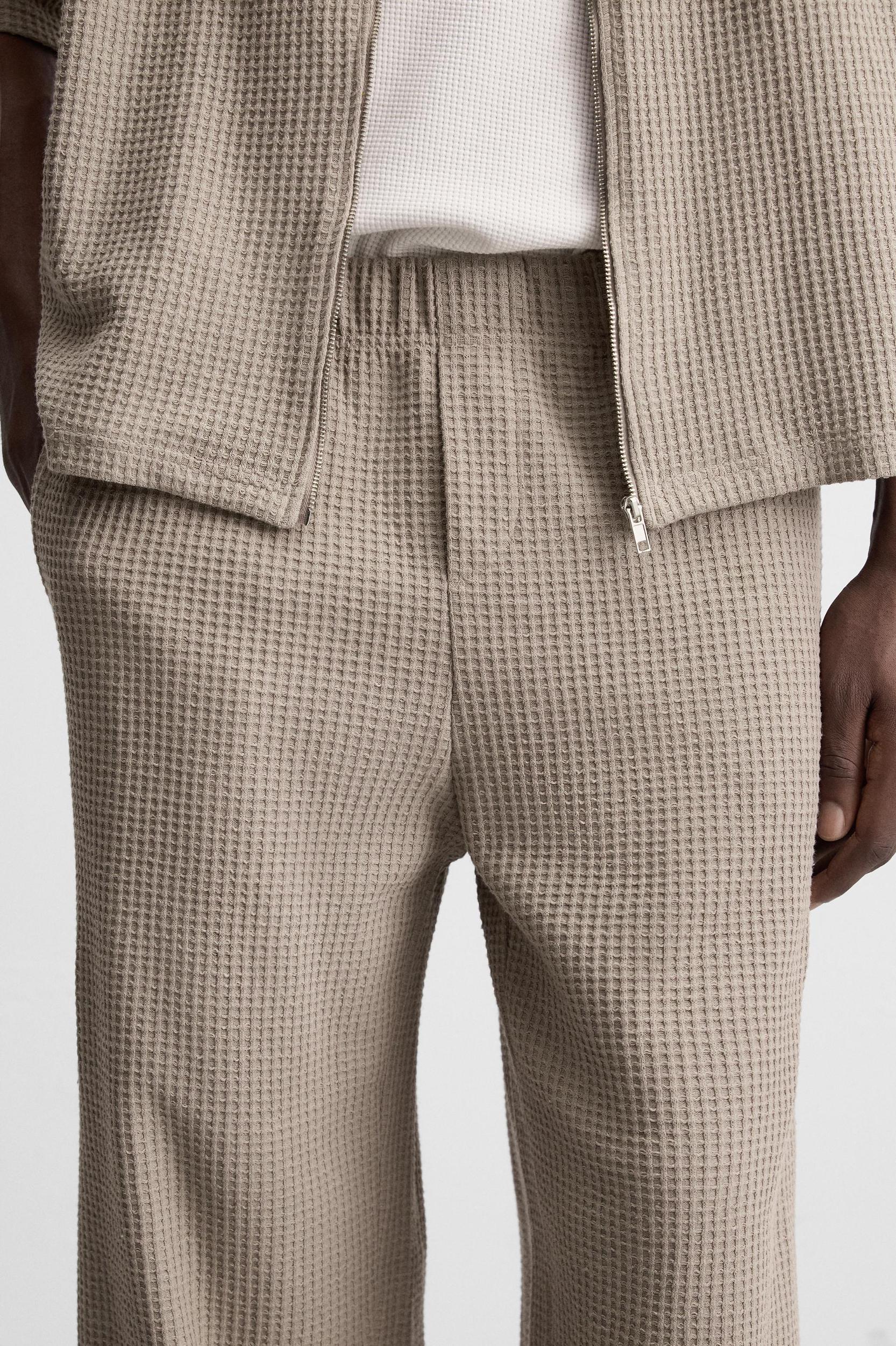 TEXTURED RELAXED FIT PANTS Product Image