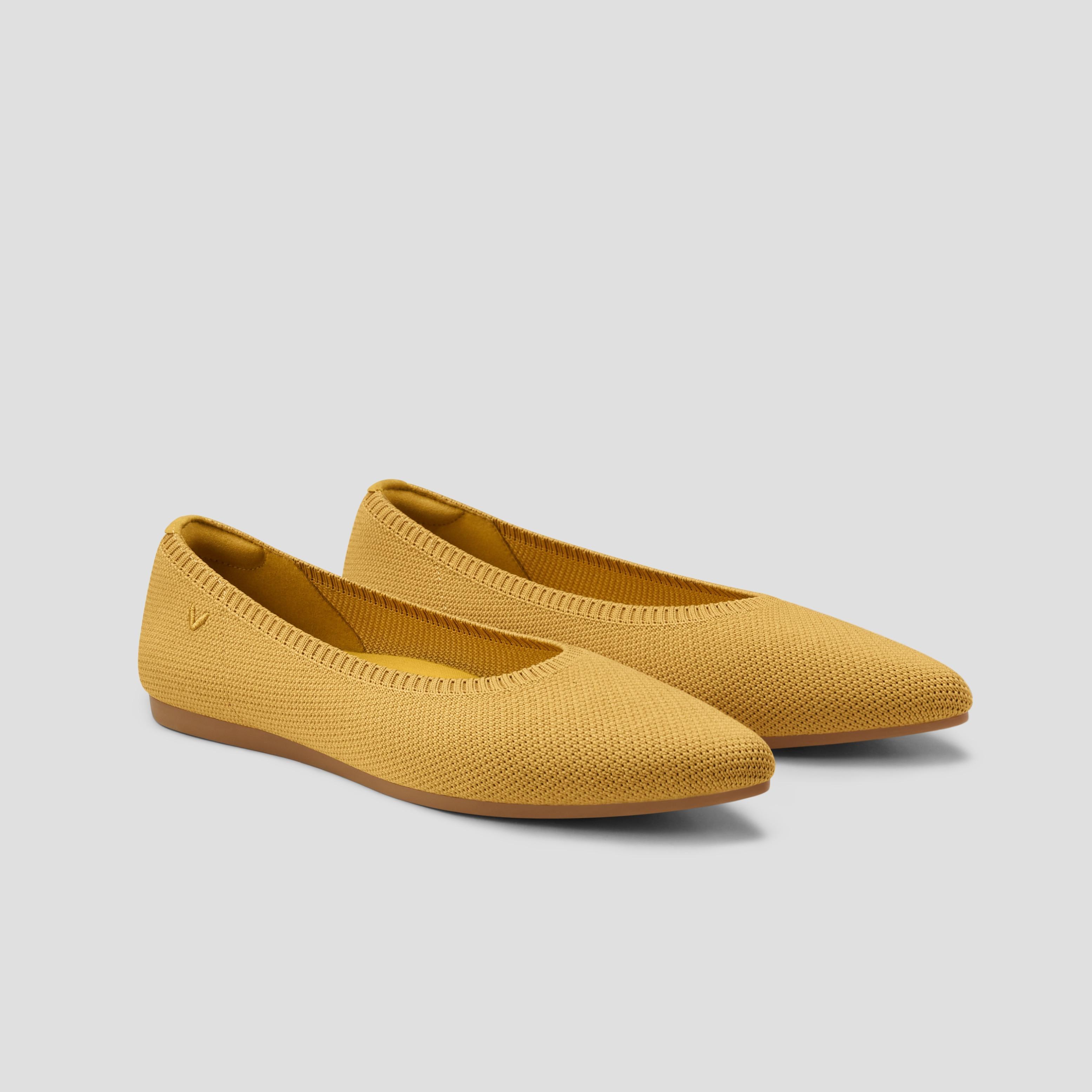 Pointed-Toe Ballet Flats (Aria 5°) Product Image