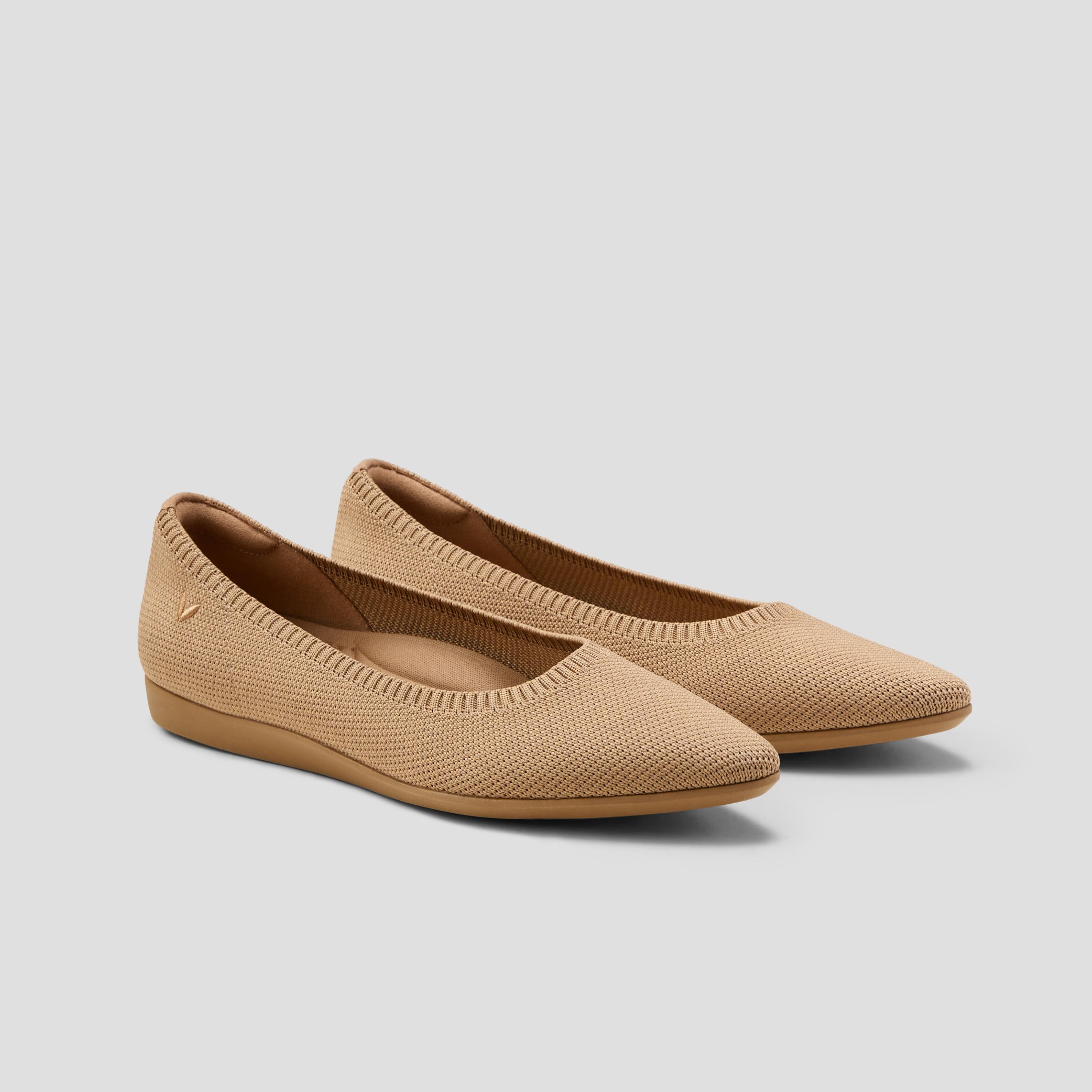 Lightweight Pointed-Ballet Flats (Aria Walker) Product Image