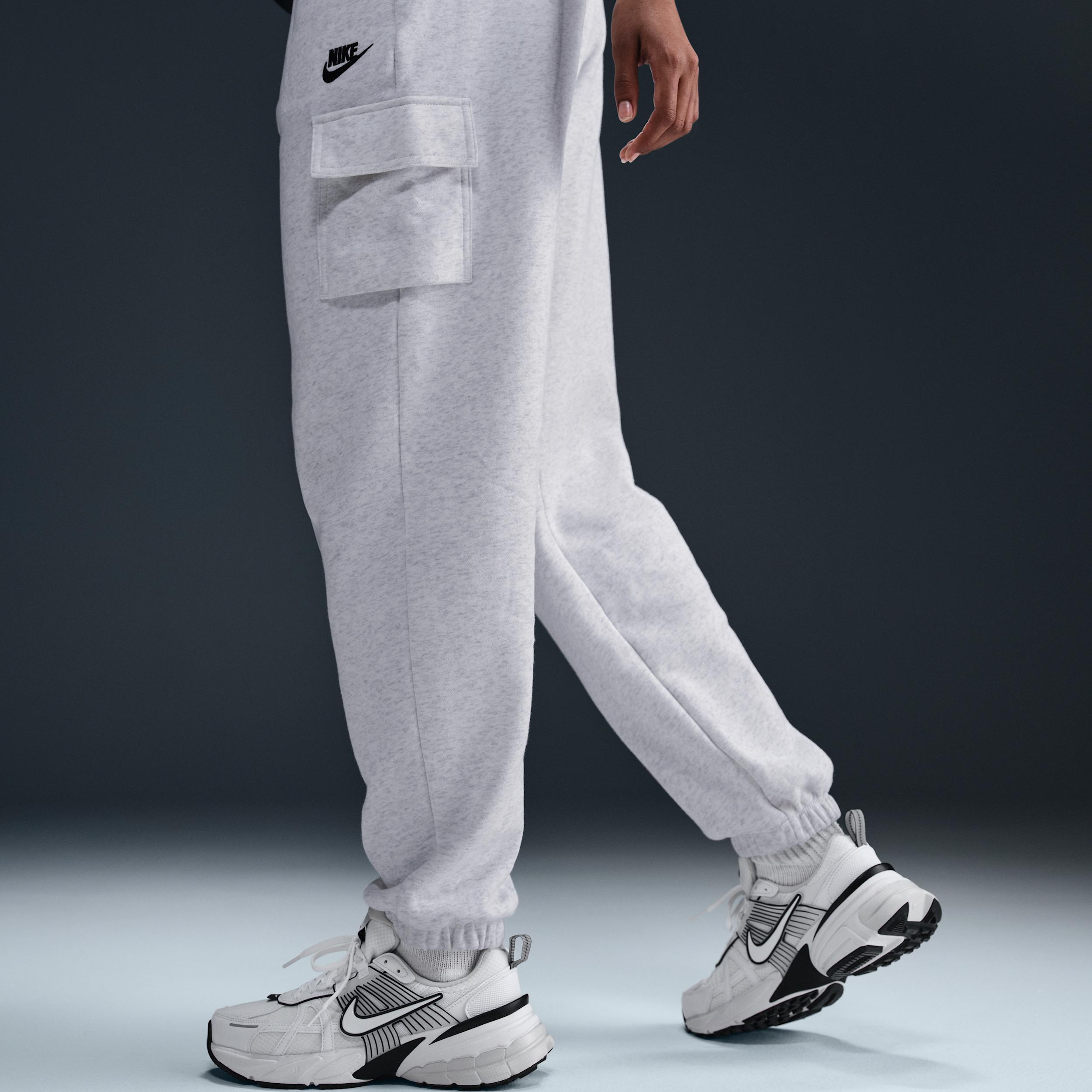 Women's Nike Sportswear Club Fleece Mid-Rise Oversized Cargo Sweatpants Product Image