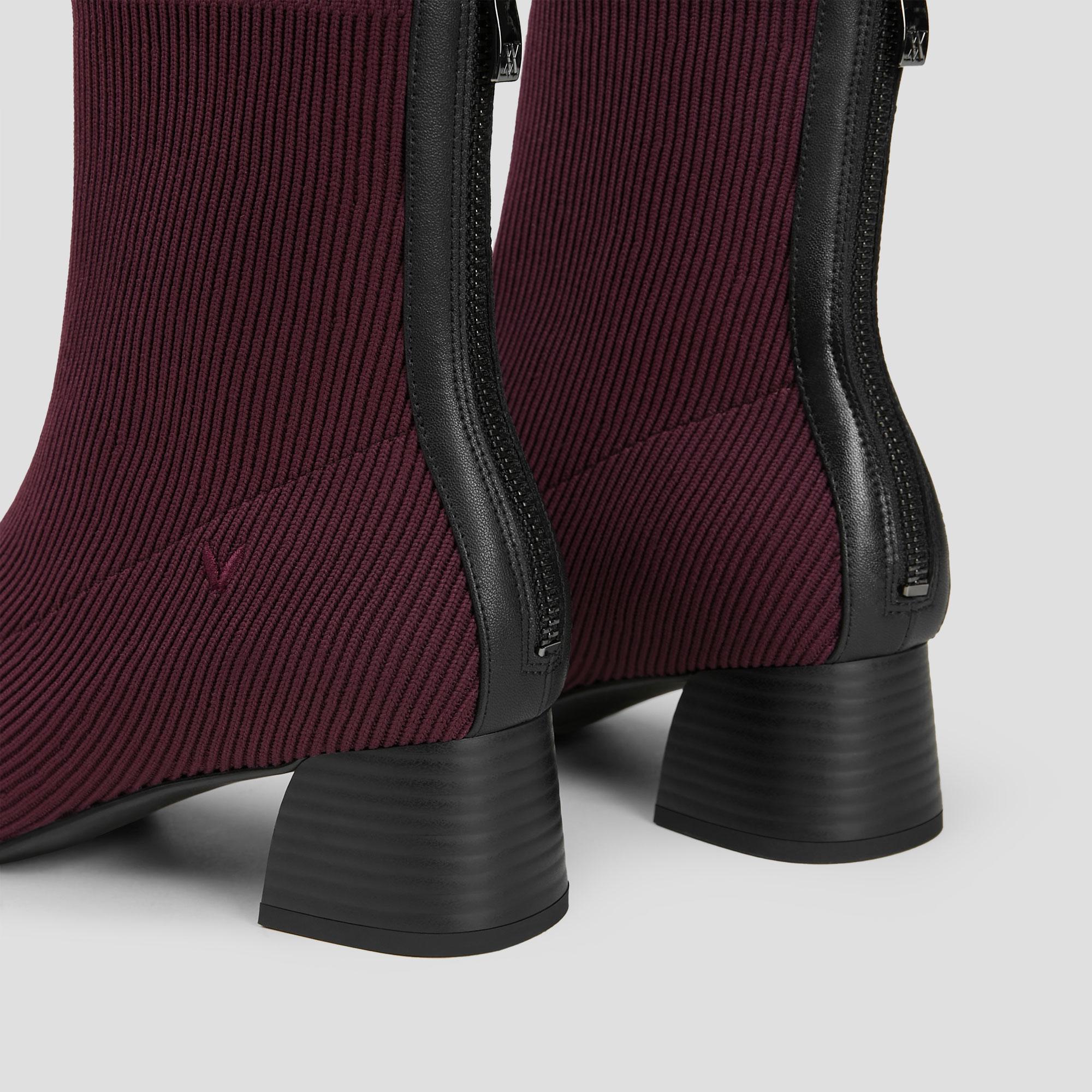 Square-Toe Water-Repellent Heeled Boots (Regina Pro) Product Image