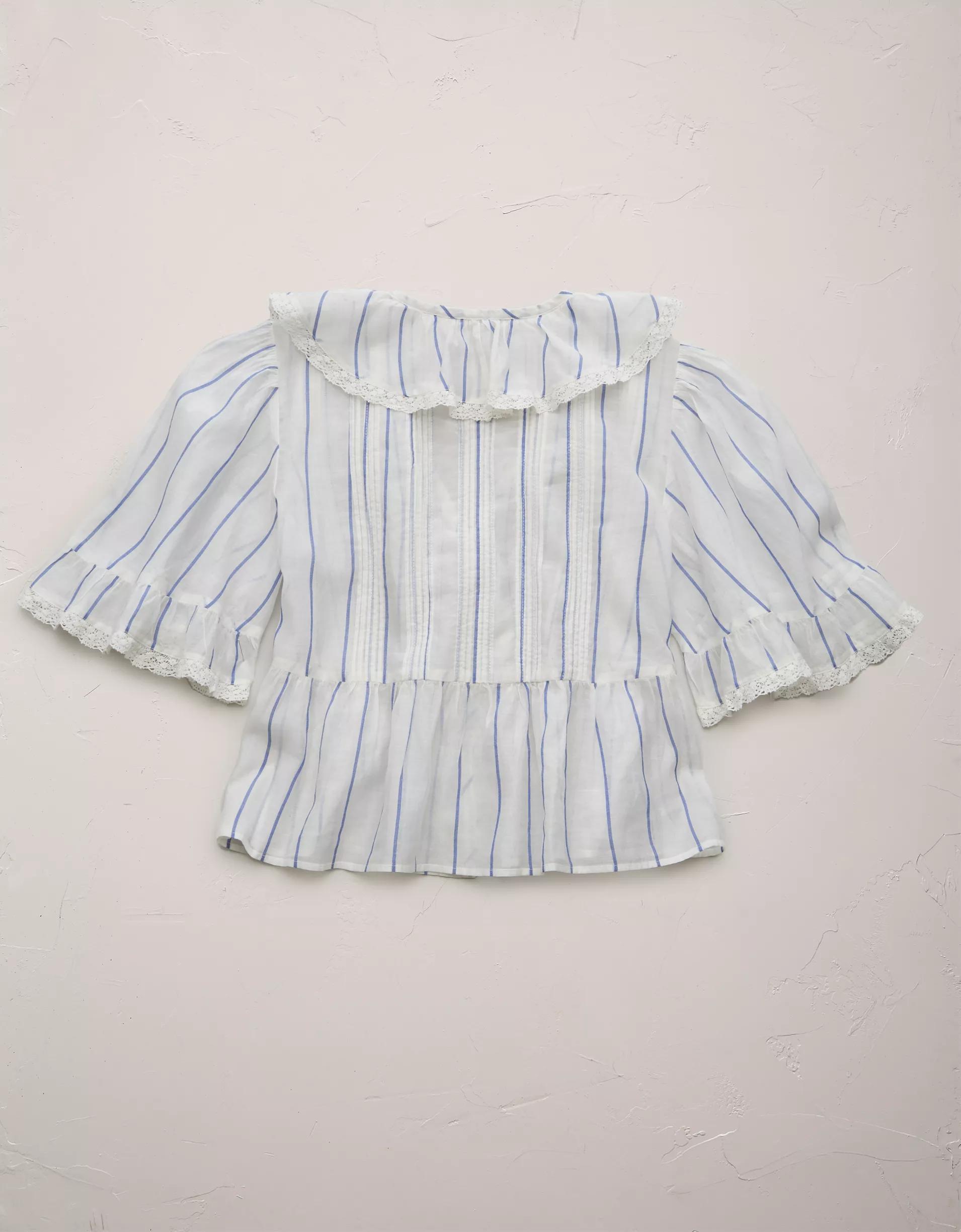 AE77 Premium Ruffle V-Neck Blouse Product Image