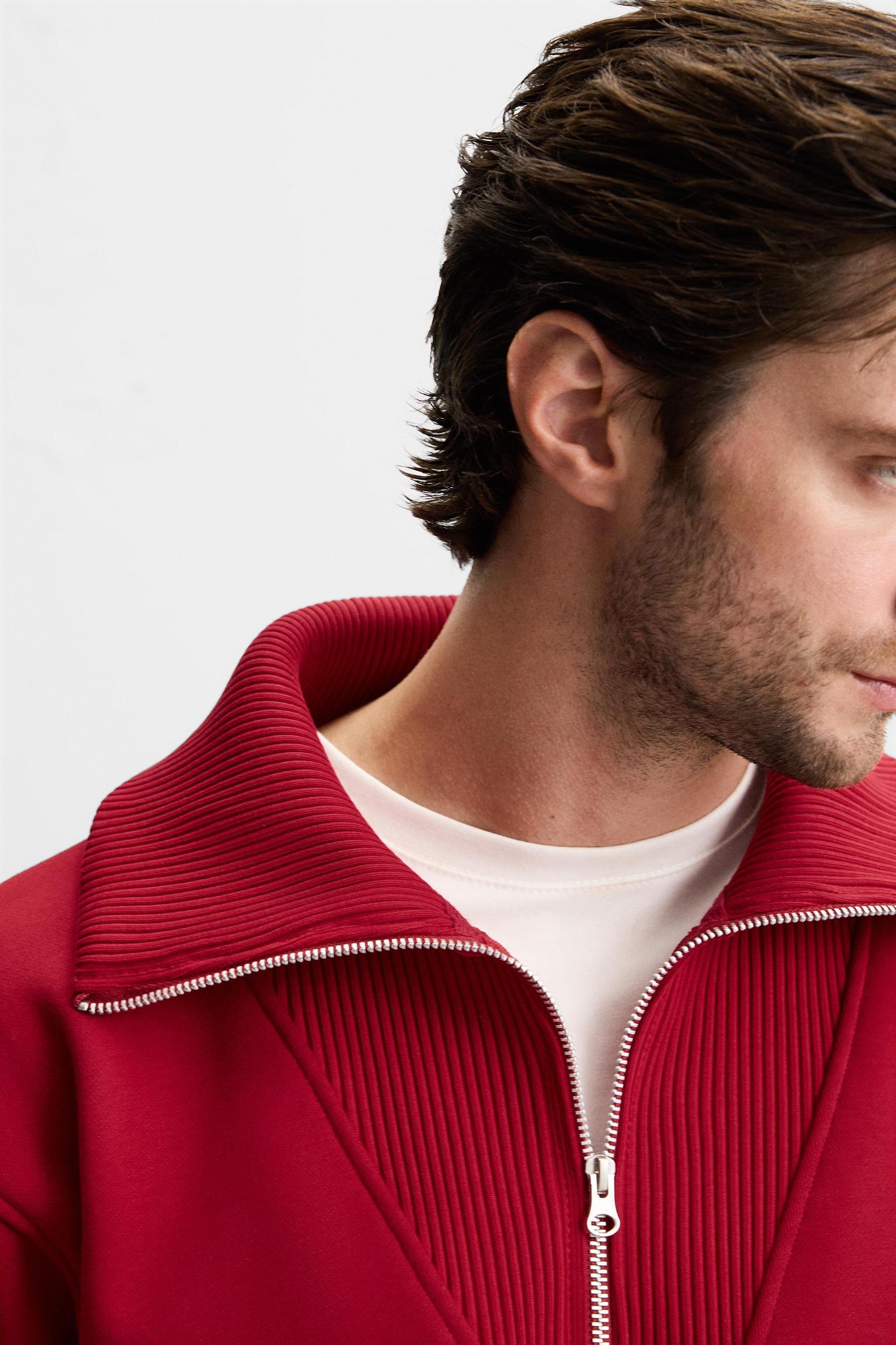 QUARTER-ZIP SWEATSHIRT Product Image