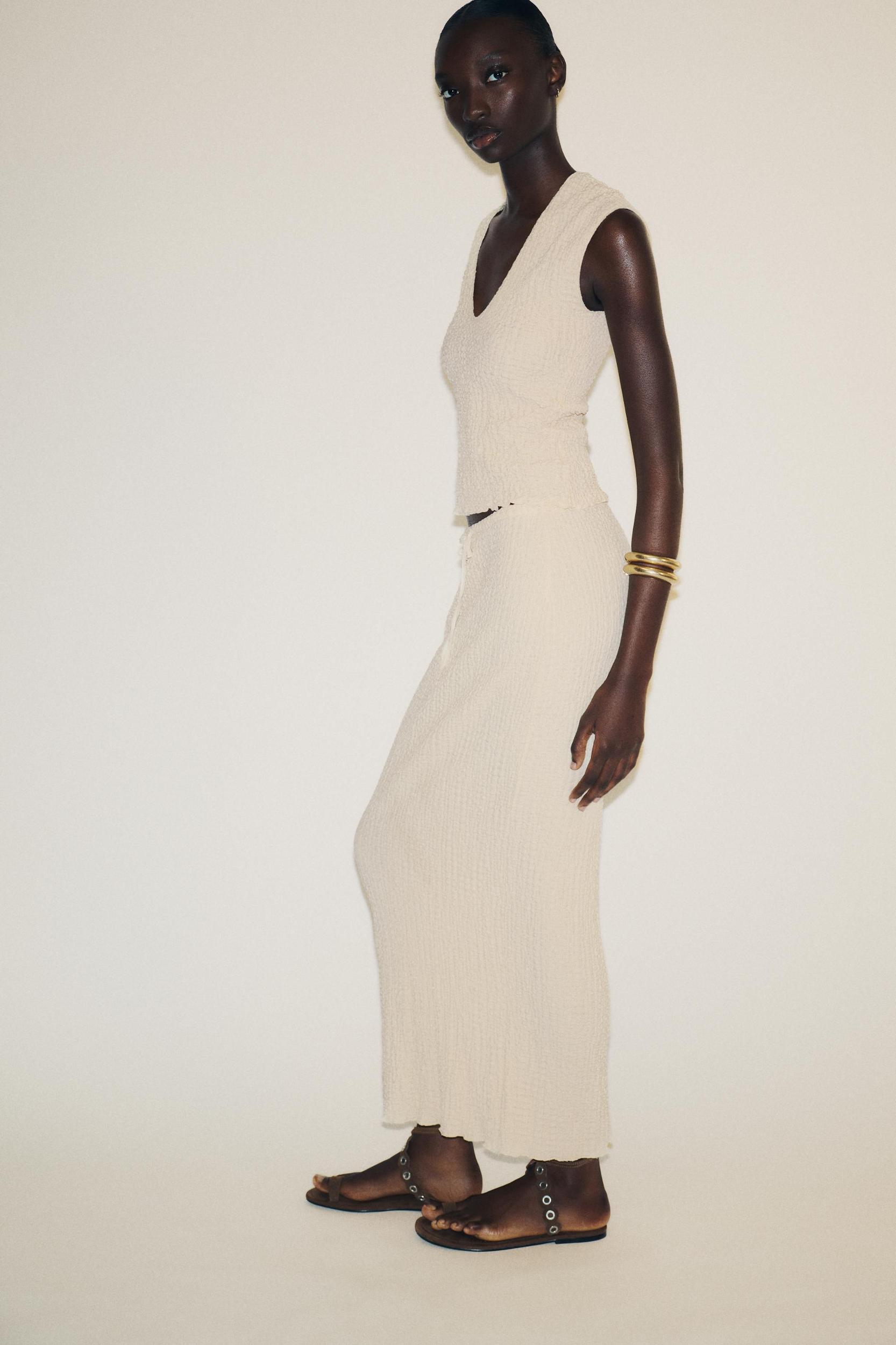 TEXTURED TOP Product Image