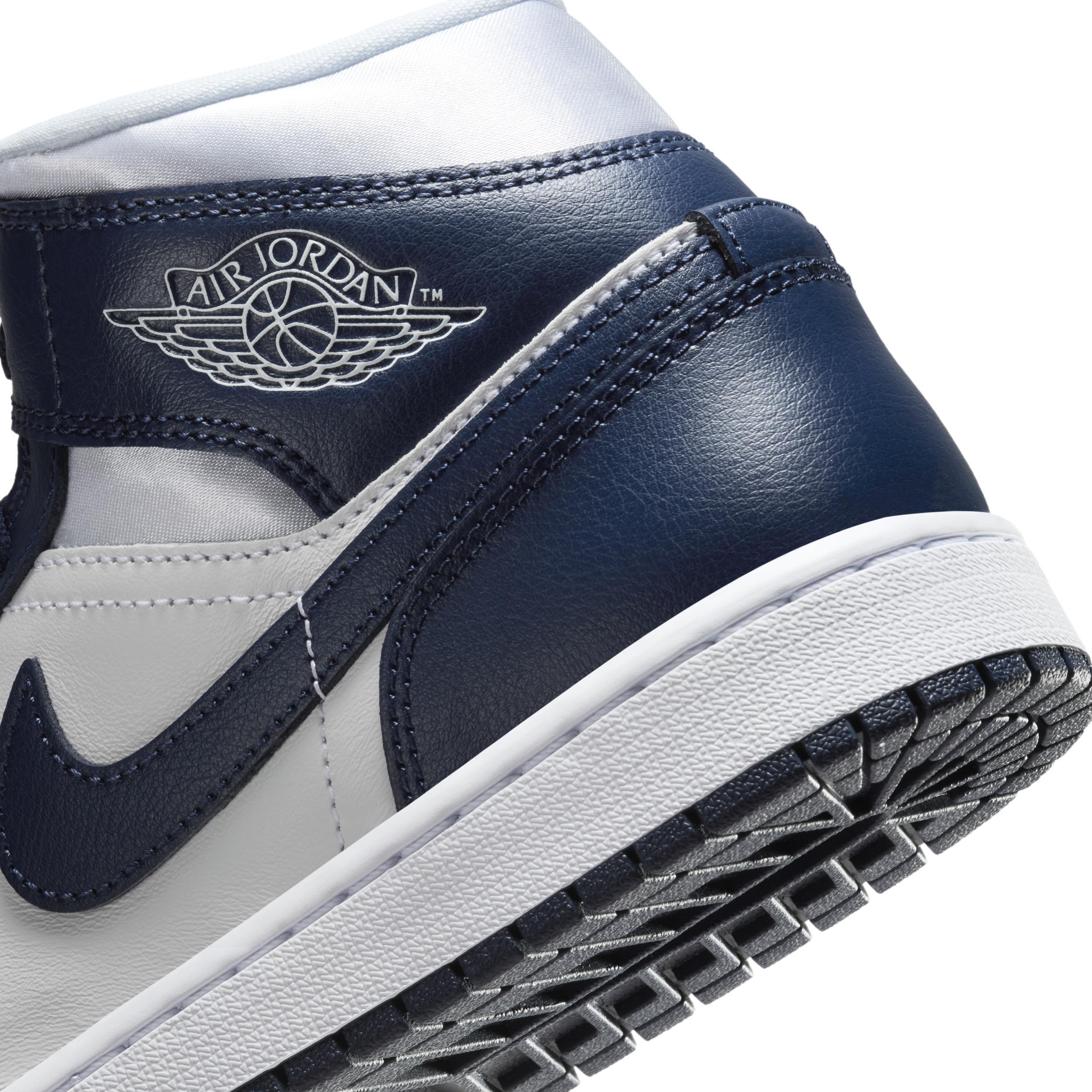 Women's Air Jordan 1 Mid SE Shoes Product Image