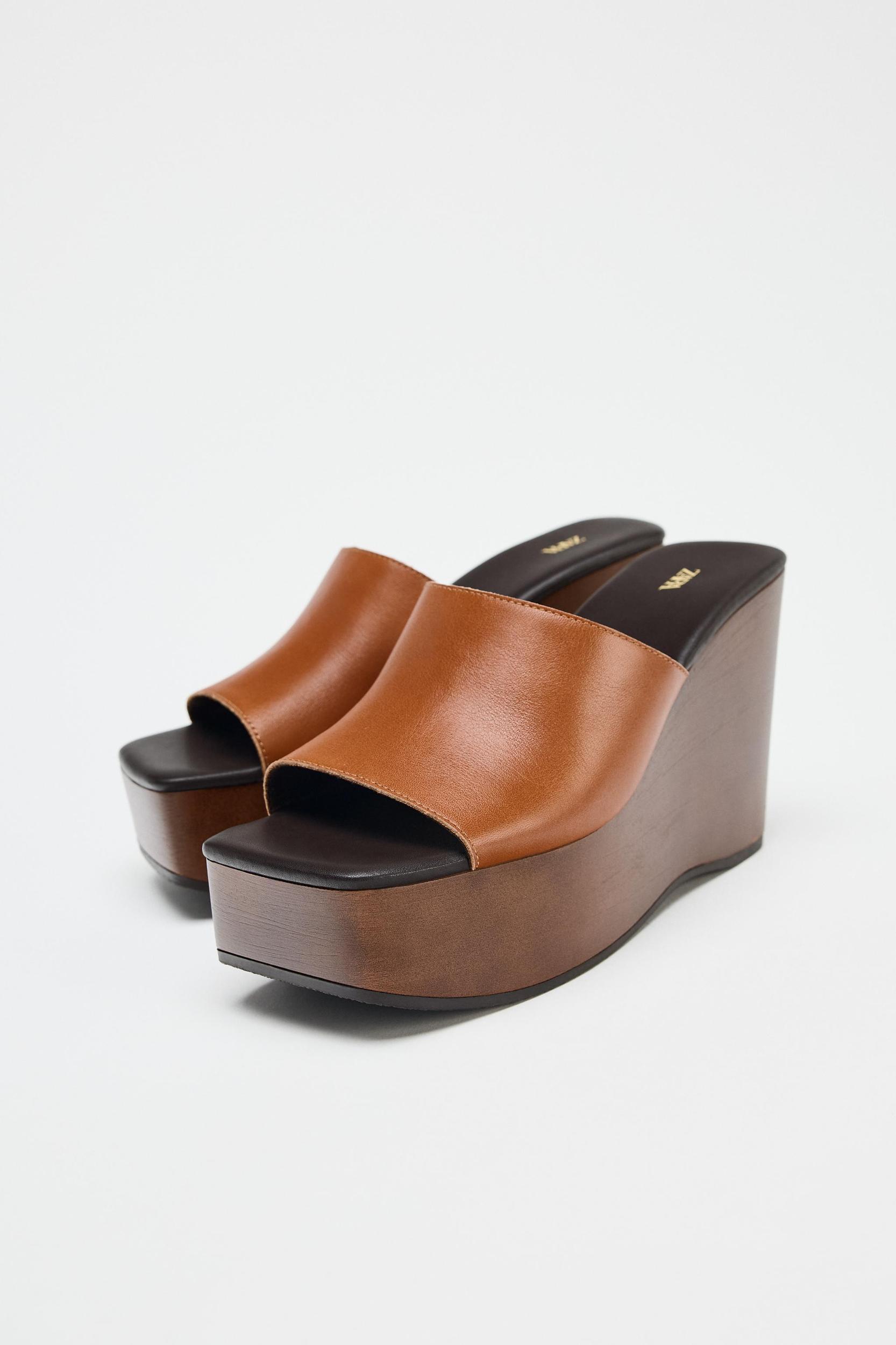 LEATHER WEDGE Product Image