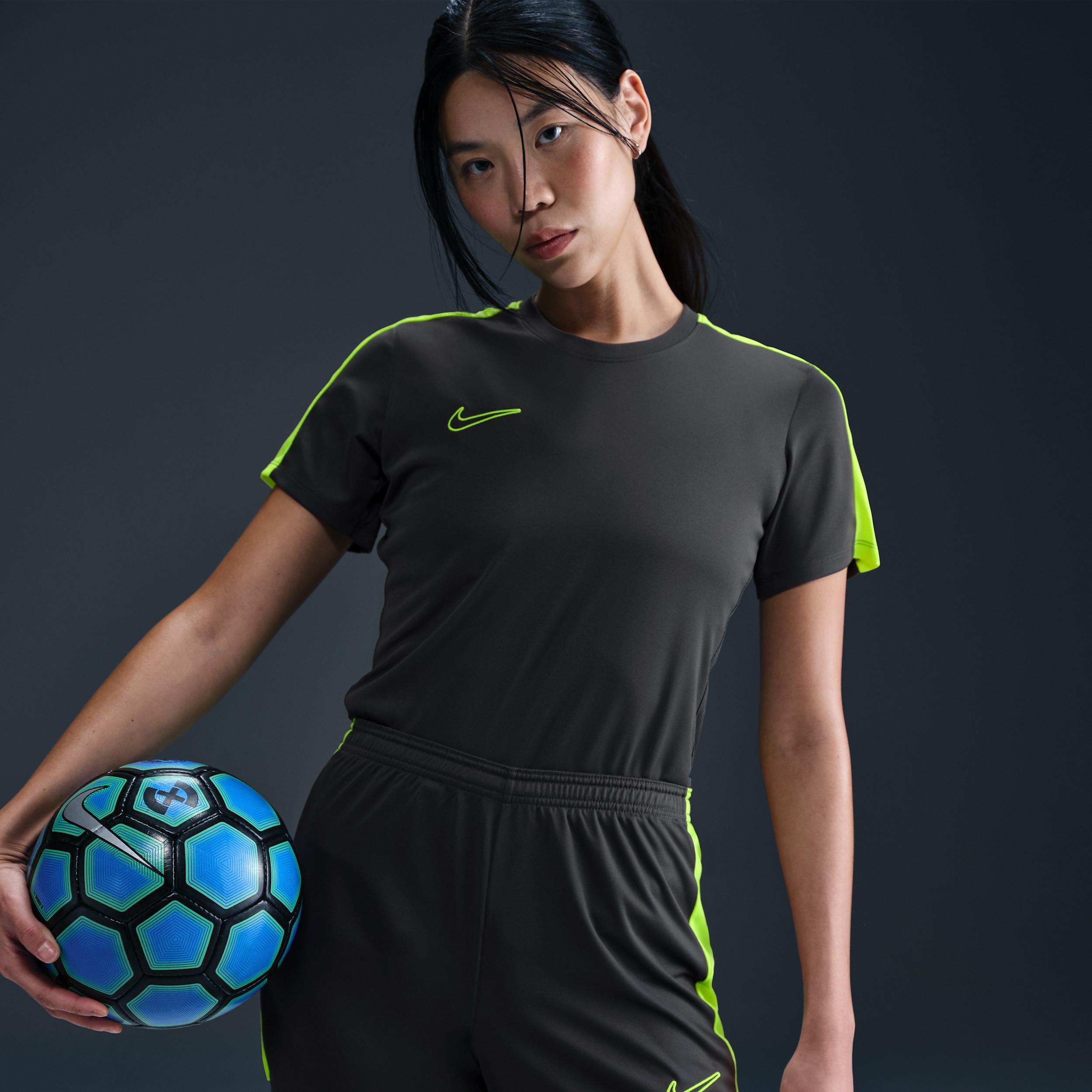 Nike Dri-FIT Academy 23 Women's Soccer Shorts Product Image