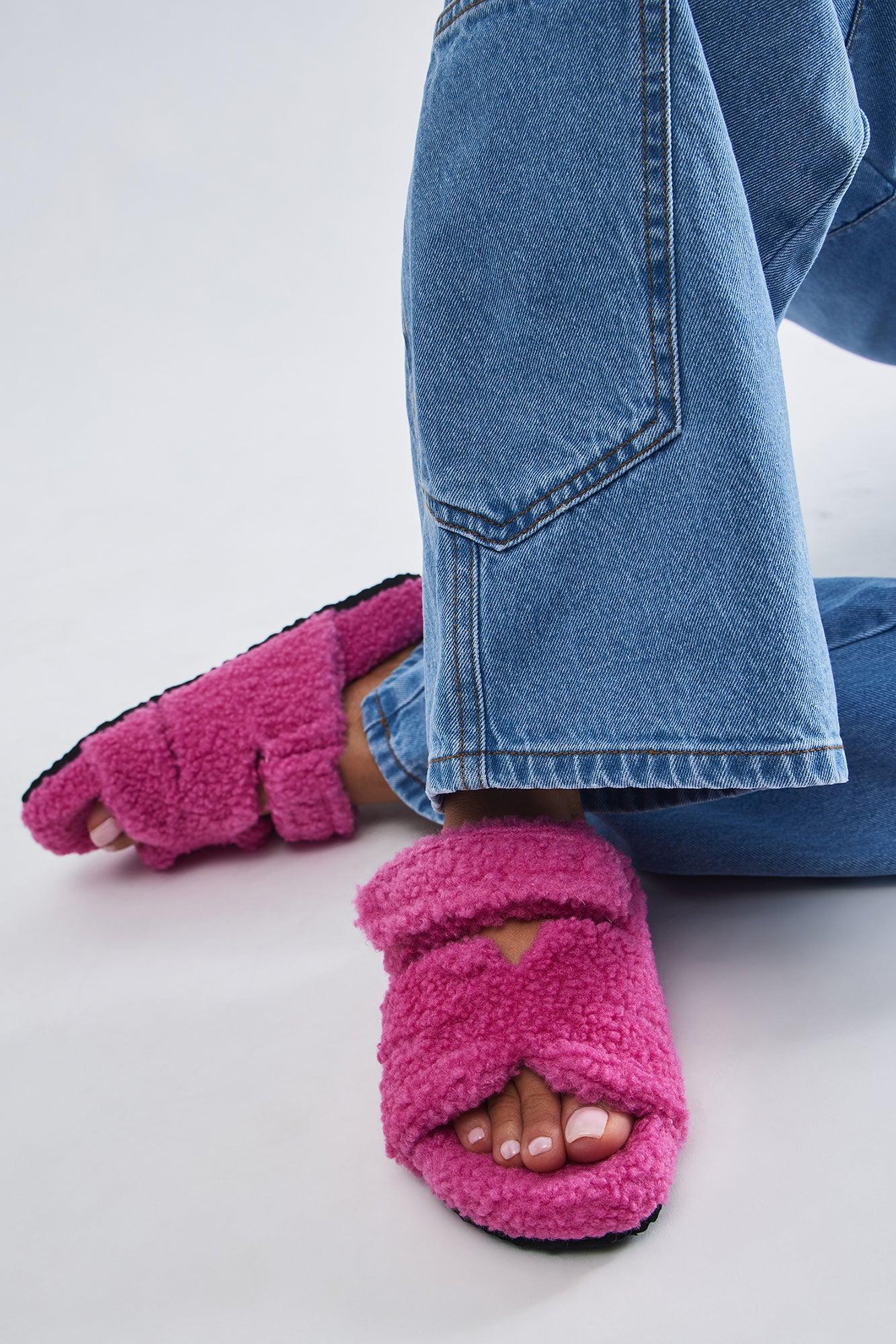 Staying Close Slippers - Pink Product Image