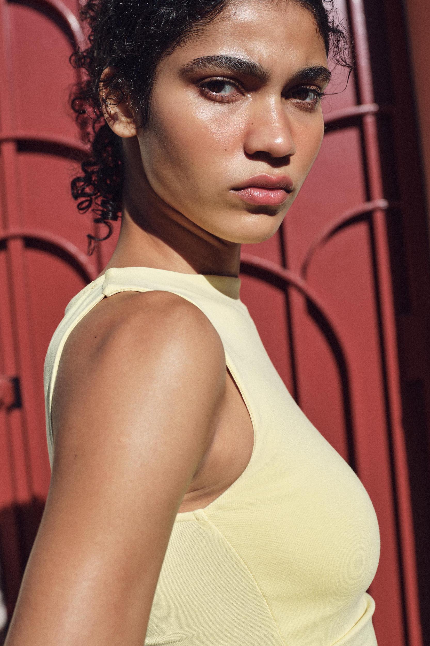 ASYMMETRICAL RUCHED T-SHIRT Product Image