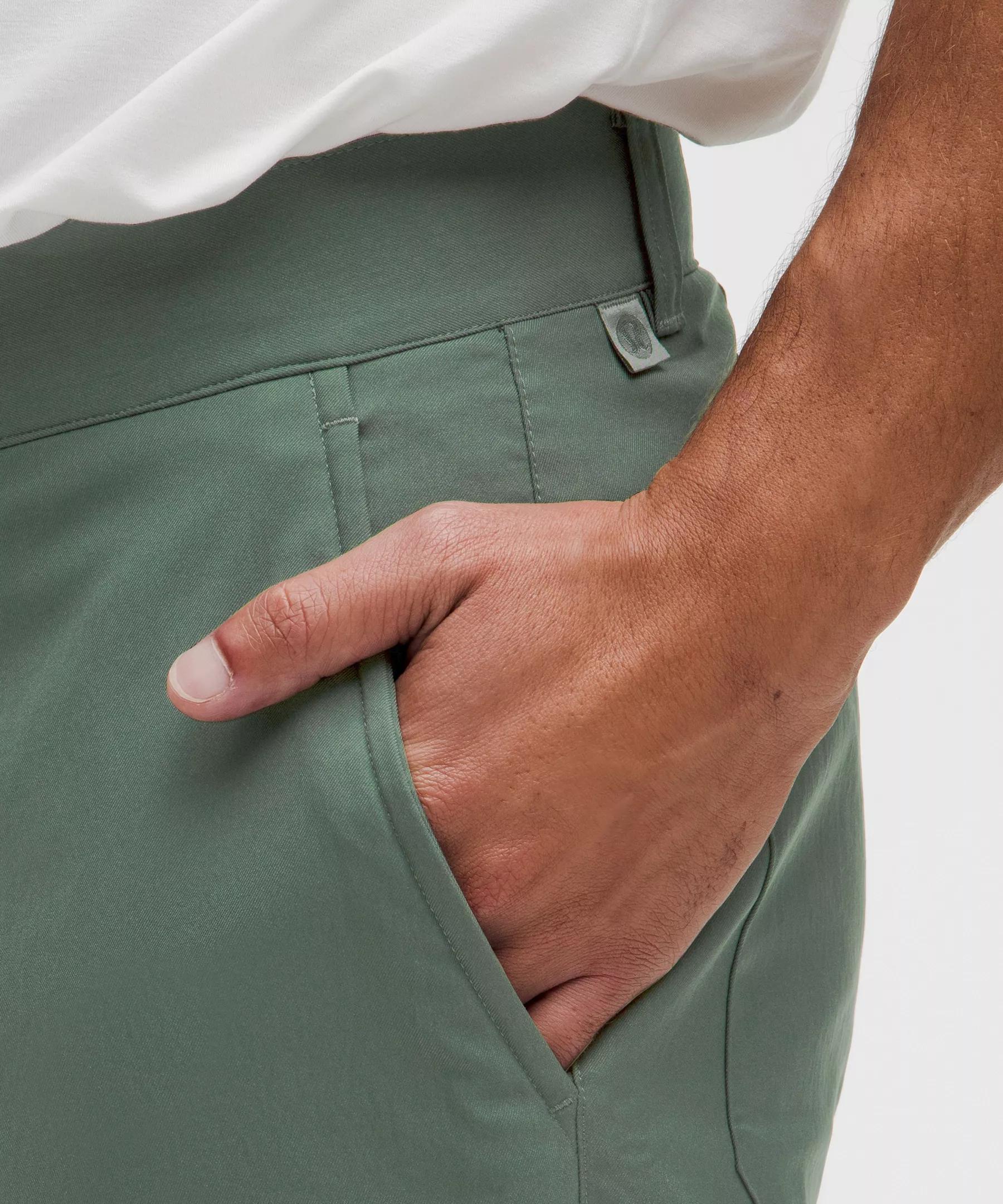 Relaxed-Tapered Smooth Twill Trouser *Cropped Product Image