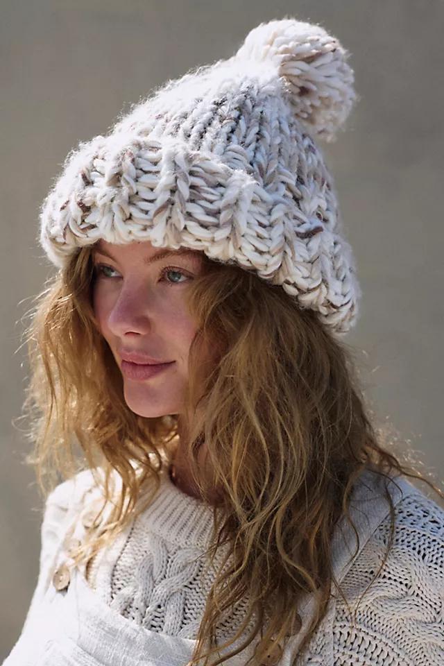 Tide Knit Pom Beanie Product Image