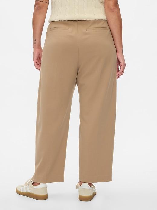 365 High Rise Brushed Twill Pleated Taper Trousers Product Image