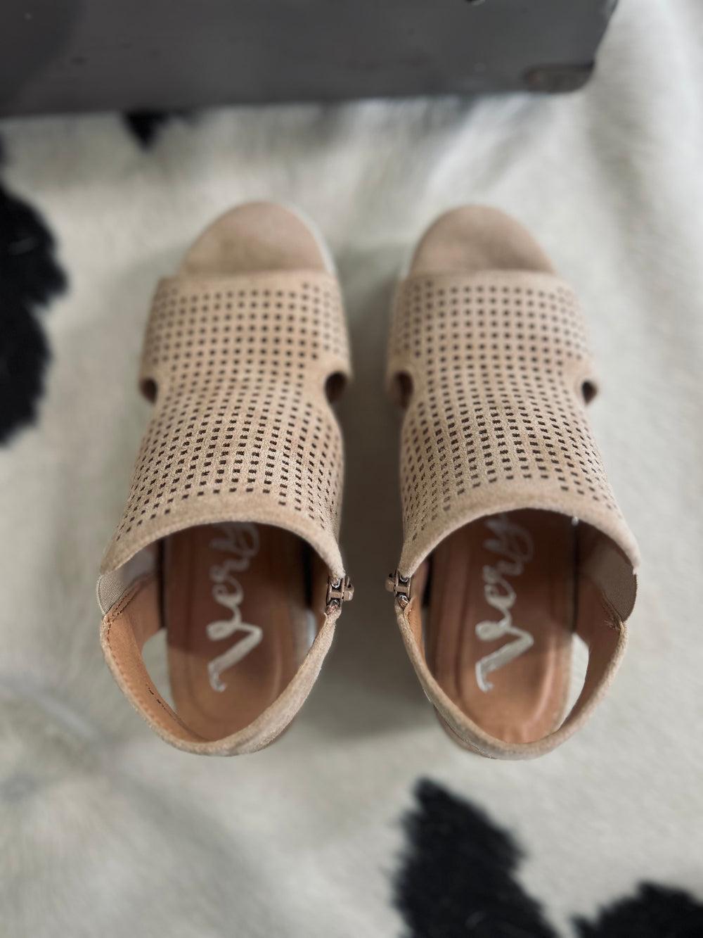 Amy Sand Platform Sandals Product Image