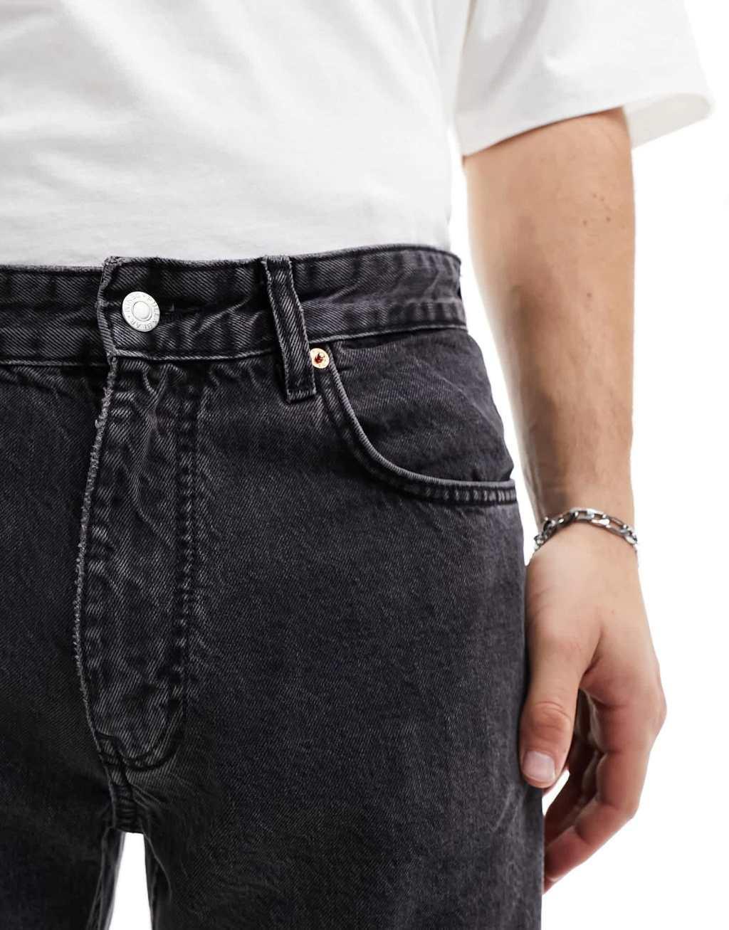 Pull&Bear standard fit jeans in black Product Image