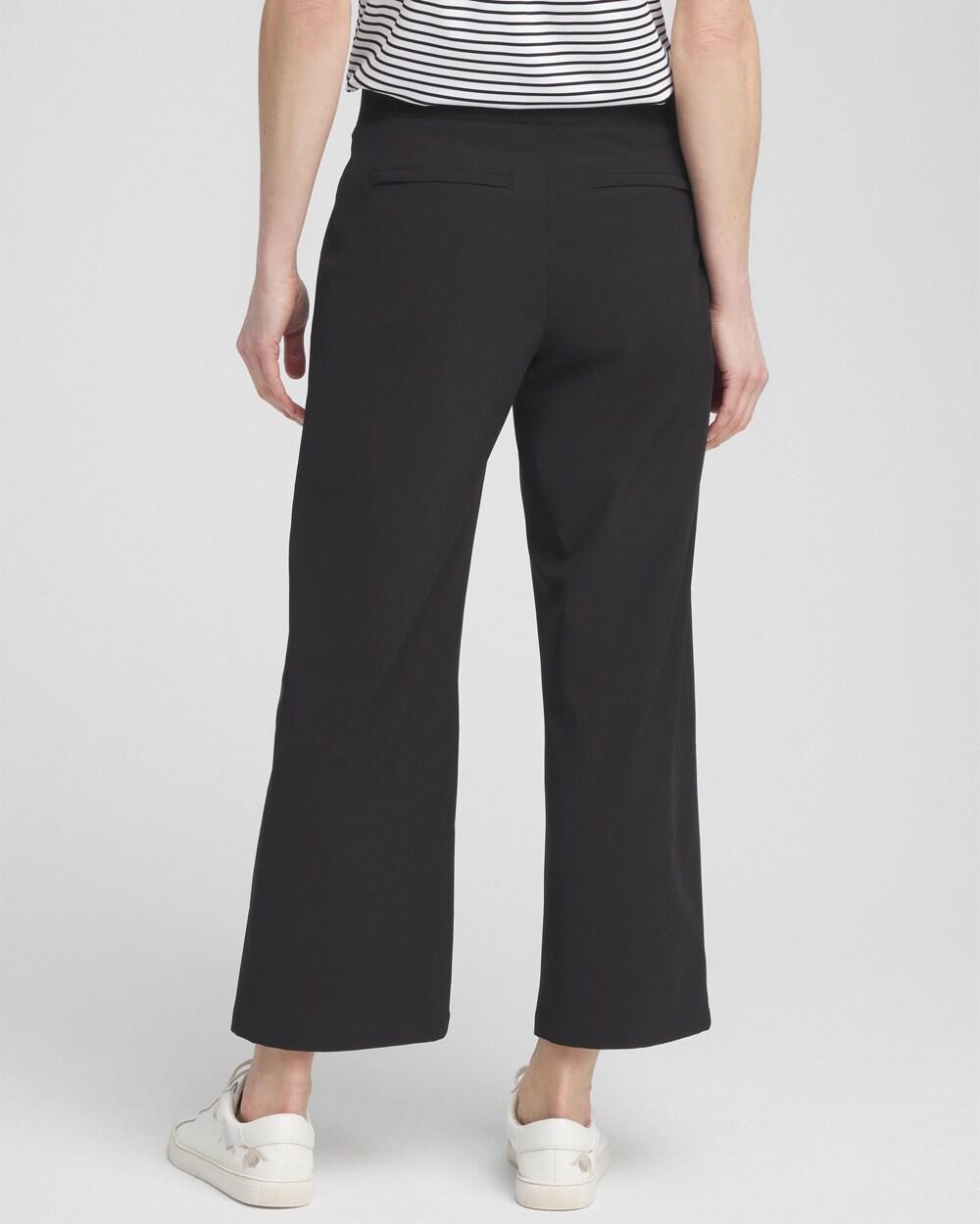 Zenergy® Wide Leg Crops Product Image