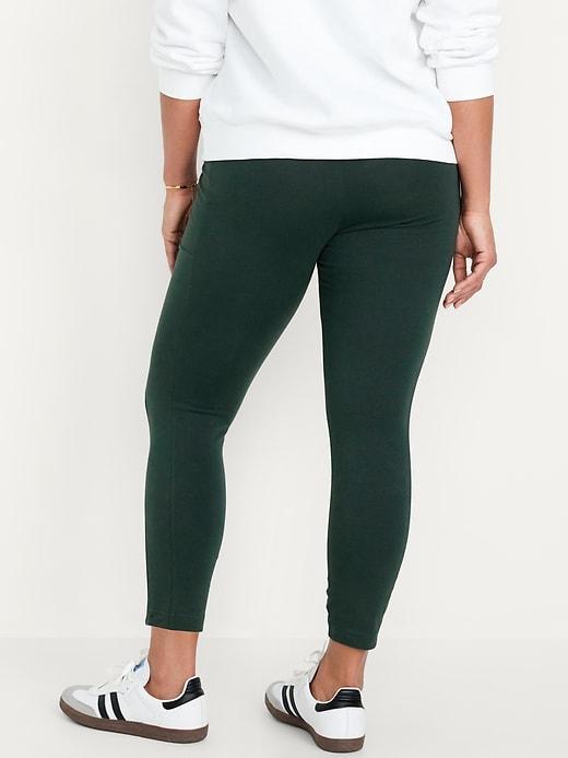 High-Waisted Side-Pocket 7/8 Leggings Product Image