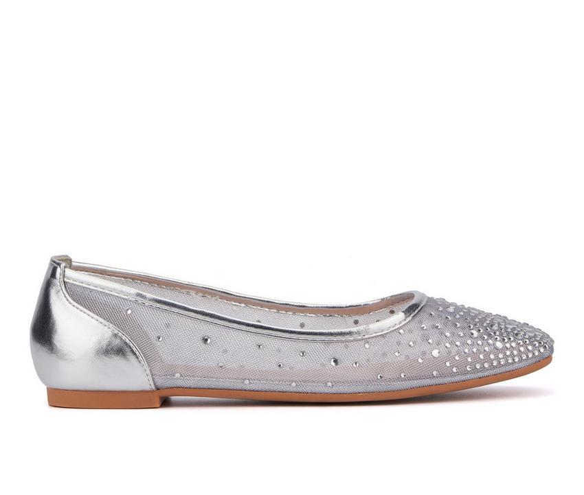 Women's New York and Company Priya Flats Product Image