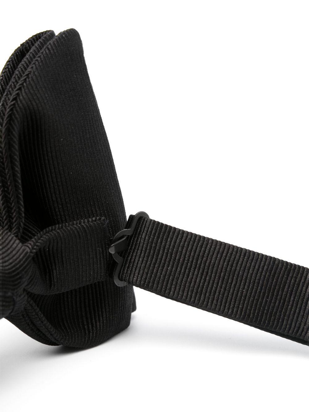 textured silk bow tie  Product Image