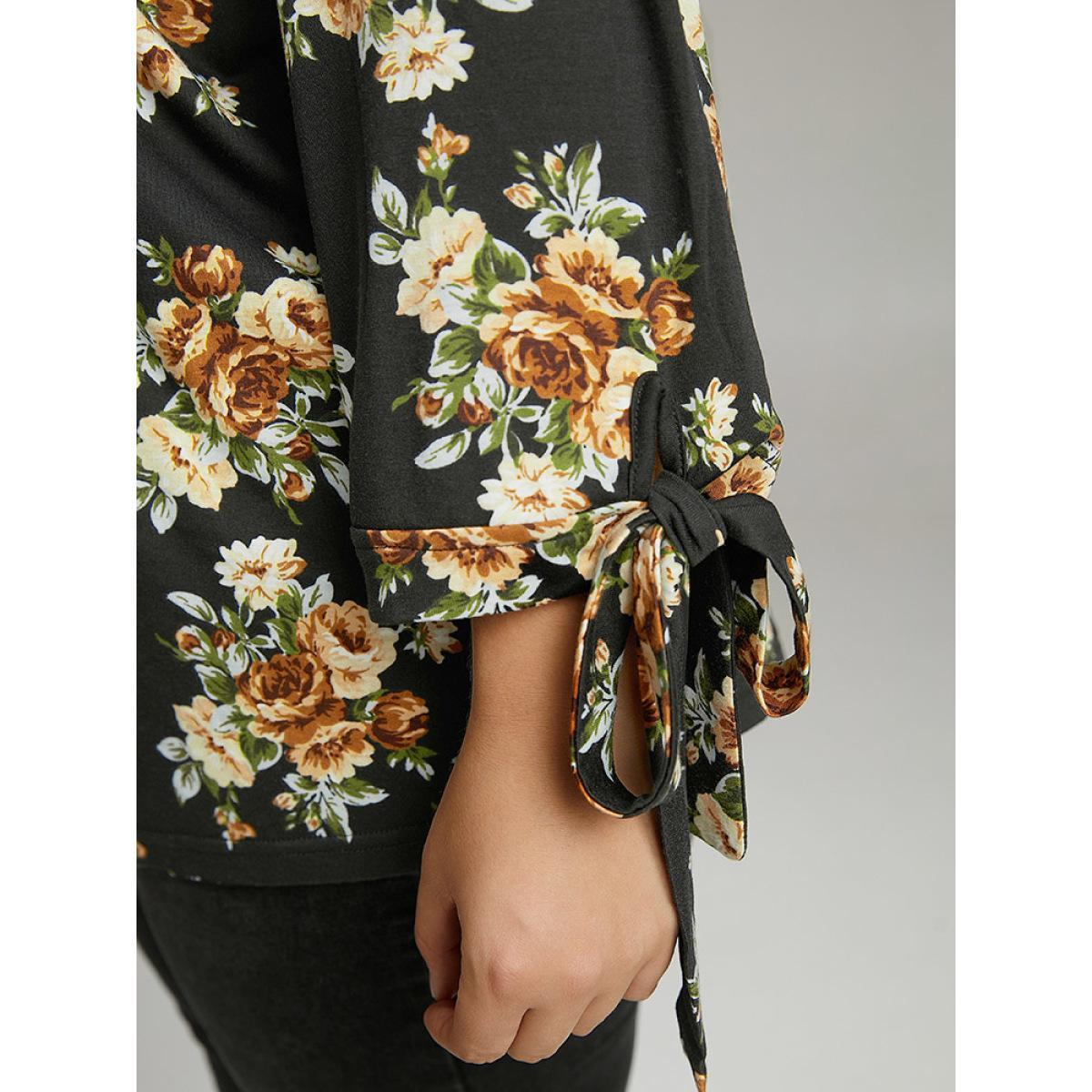 Plus Size Floral Print V Neck Ties Sleeve T-shirt Black Women Casual Cross straps Floral V-neck Dailywear T-shirts BloomChic 12/L Product Image