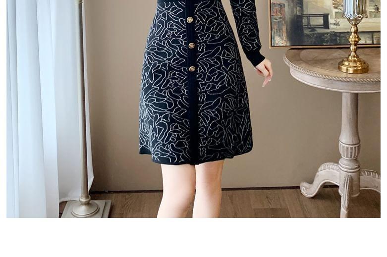 Long-Sleeve V-Neck Floral Knit Mini A-Line Dress Product Image