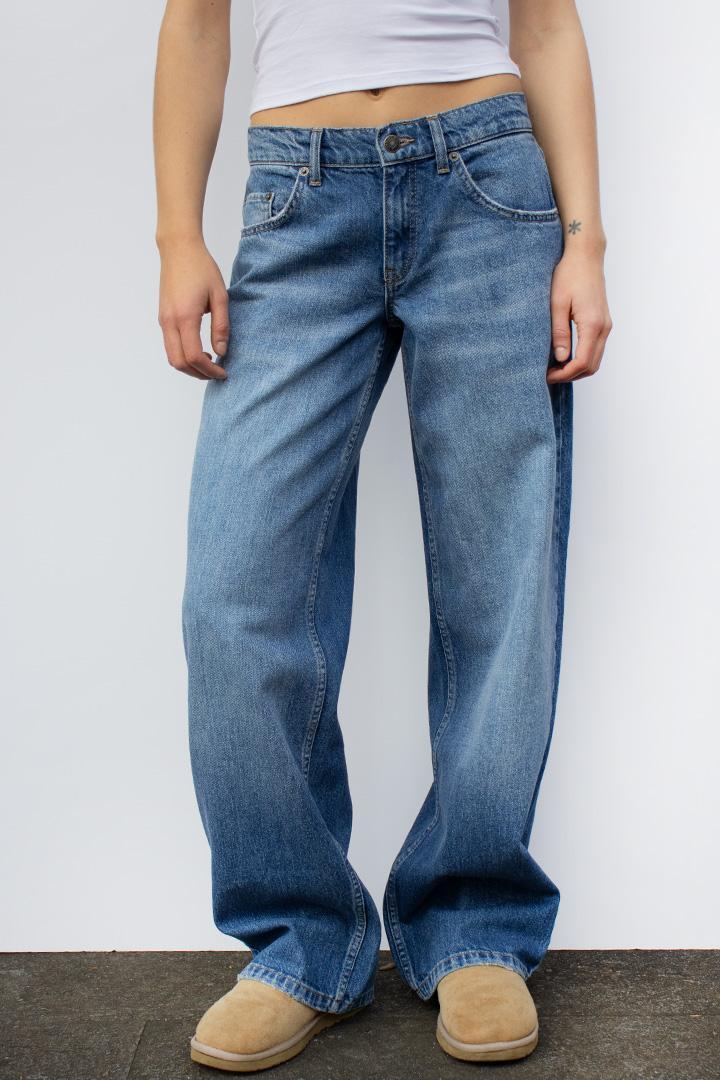 Low waist jeans Product Image