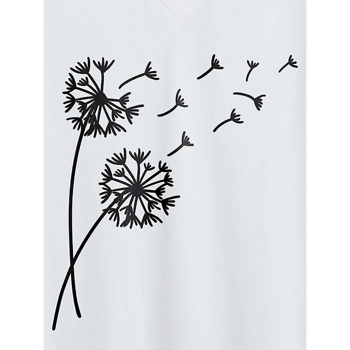 Plus Size Giraffe Print Round Neck T-Shirt Originalwhite Women Non Animals Round Neck Everyday-Casual T-shirts BloomChic 10/M Product Image