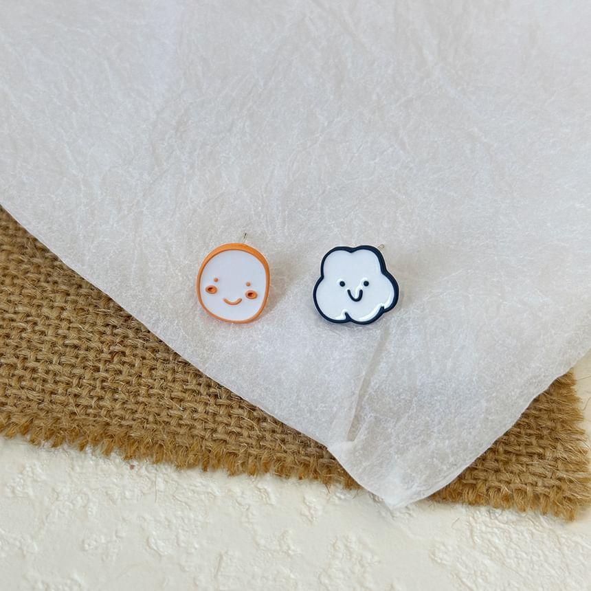 Smiley Face Stud Earring Product Image