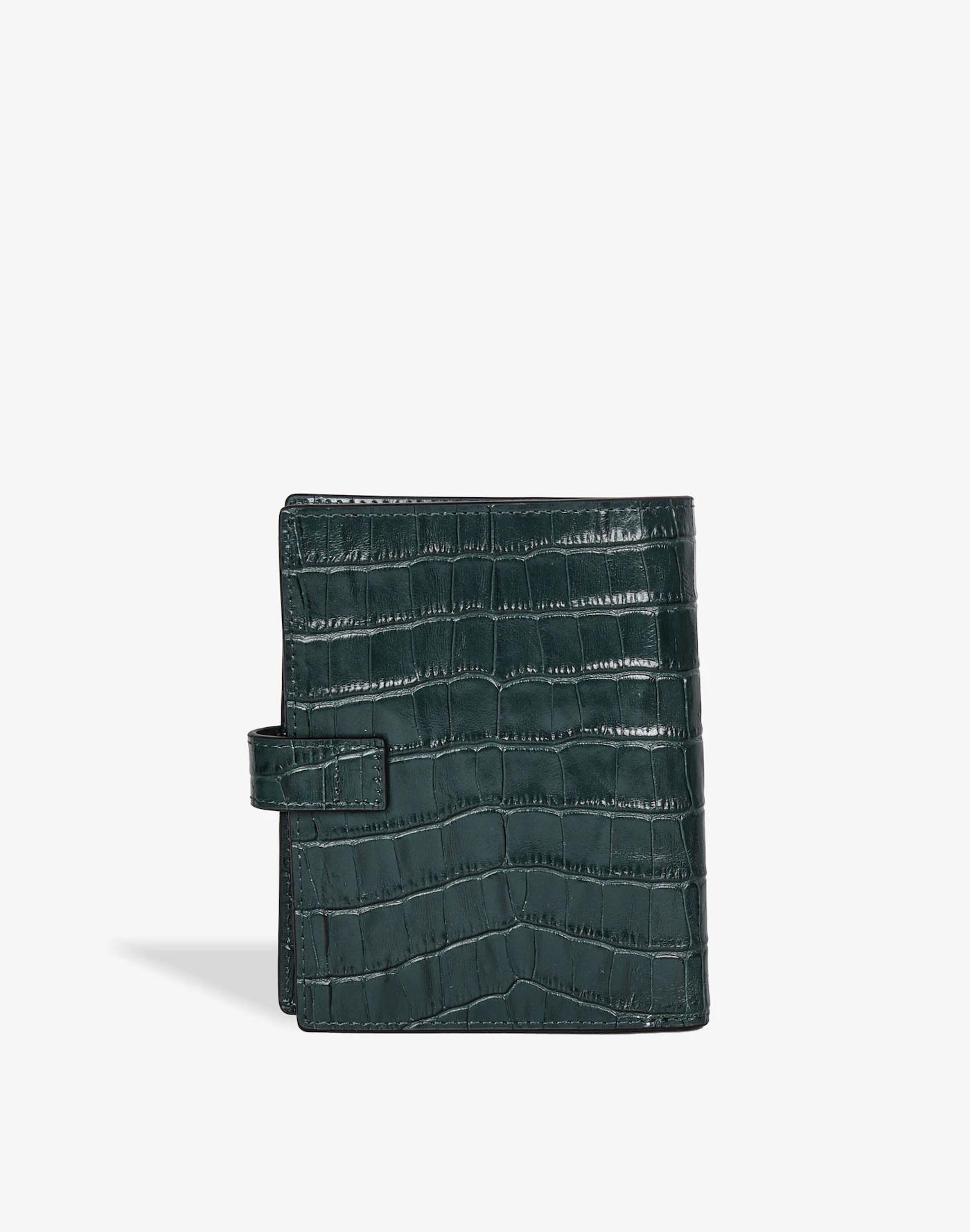 Hyer Goods Luxe Traveler's Wallet Product Image