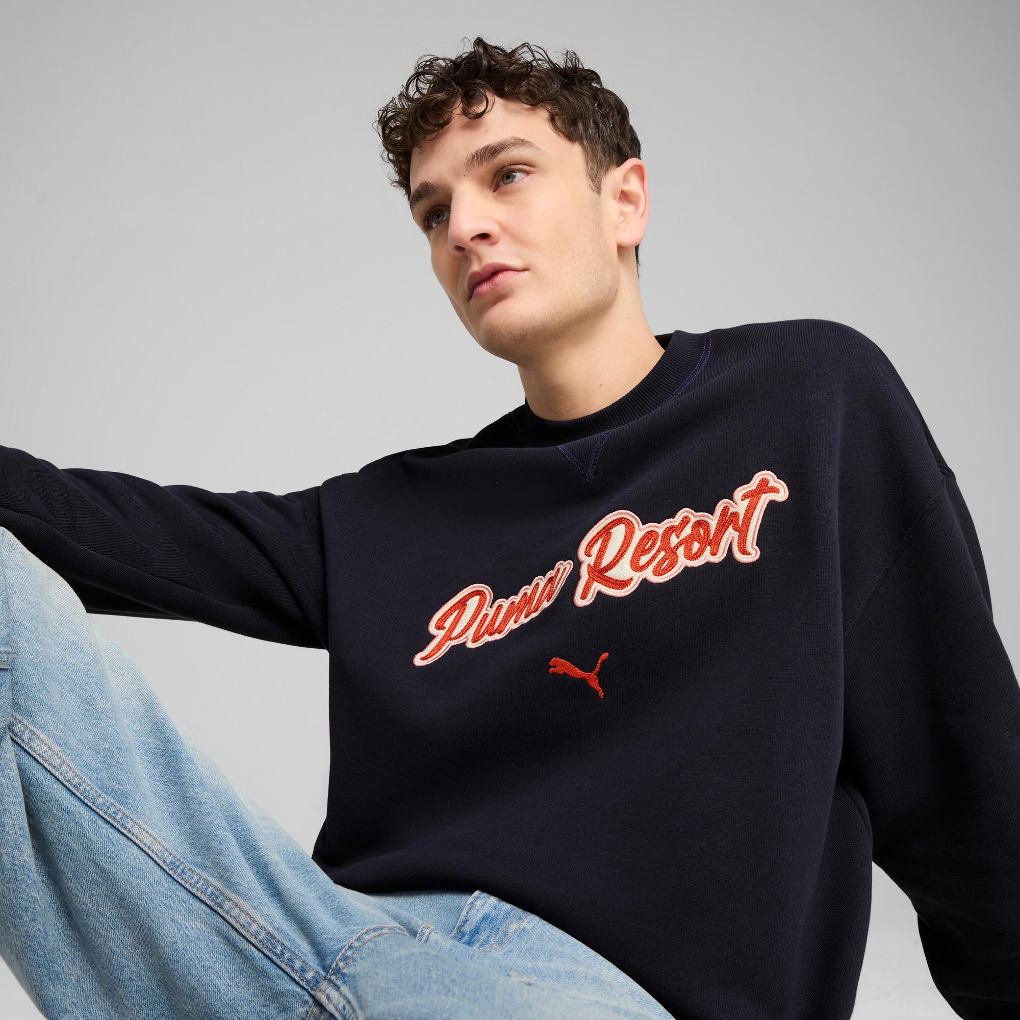 PREMIUM ESSENTIALS Men's Relaxed Graphic Crew Product Image