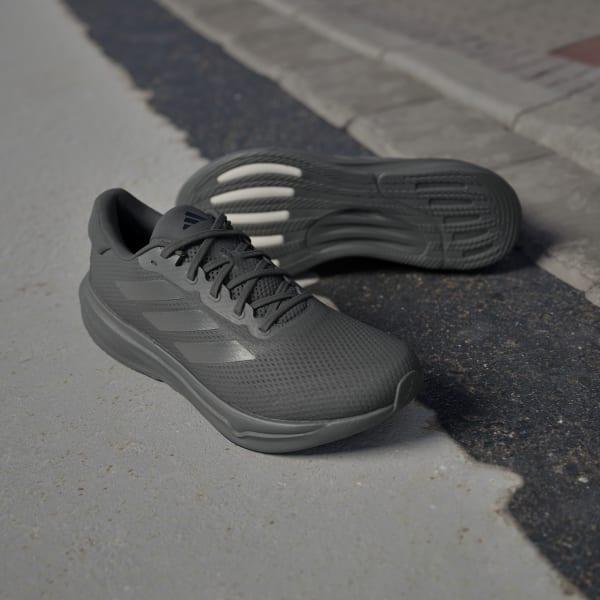 Supernova Stride Shoes Product Image