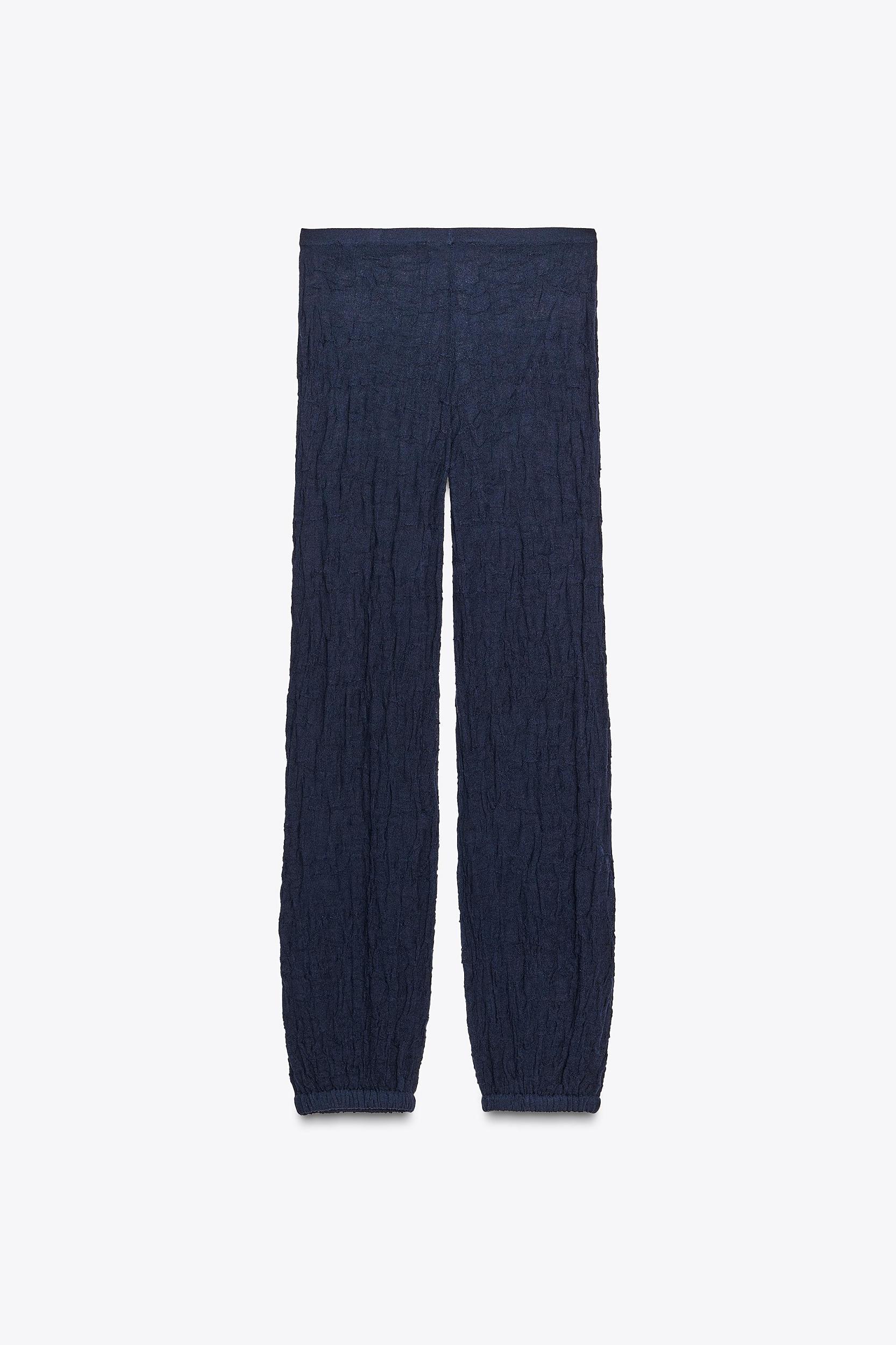 WRINKLE-LOOK FINE KNIT PANTS Product Image