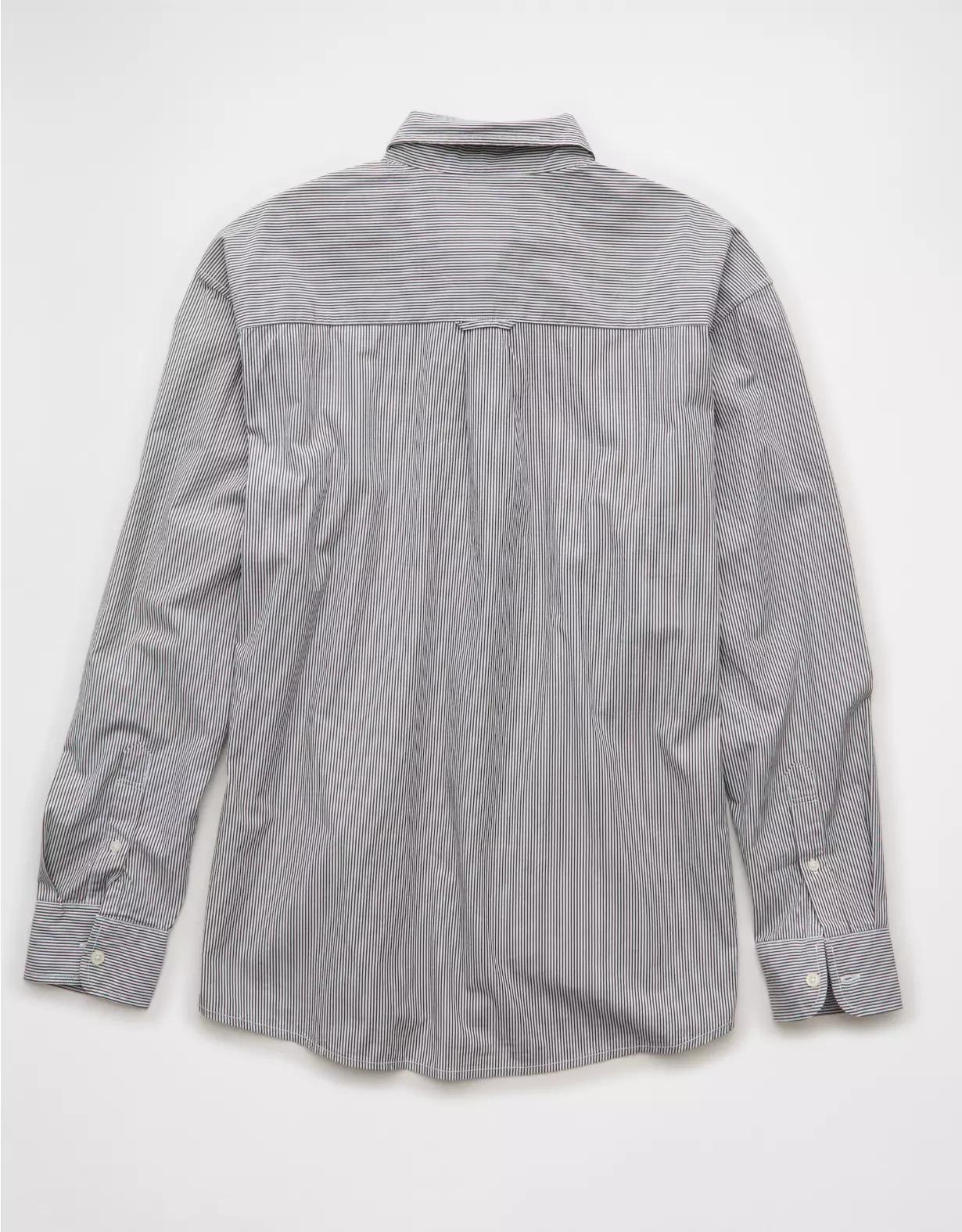 AE Everyday Relaxed Poplin Button-Up Shirt Product Image